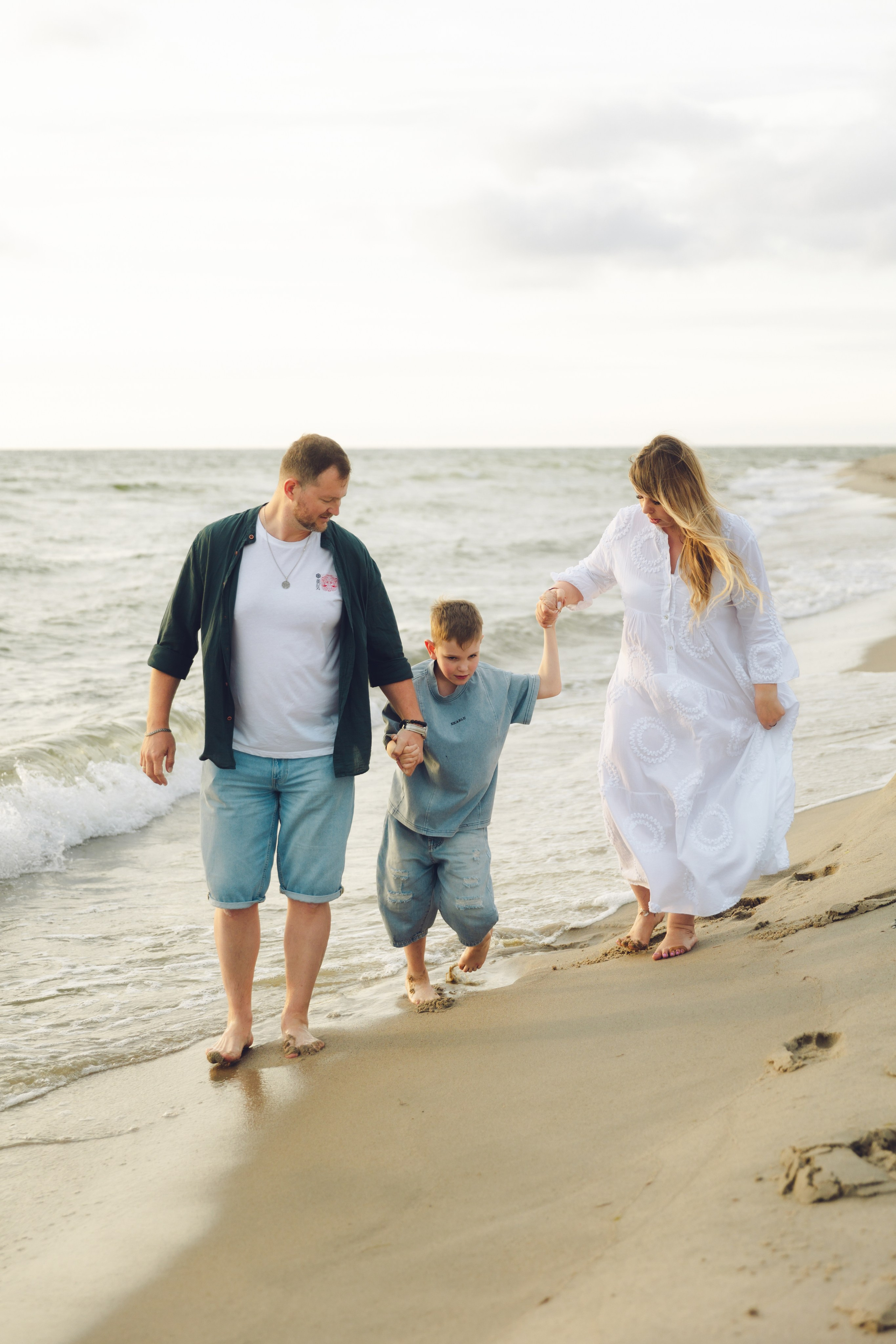 Семья в Янтарном. Фотограф Калининград Илья Миллер