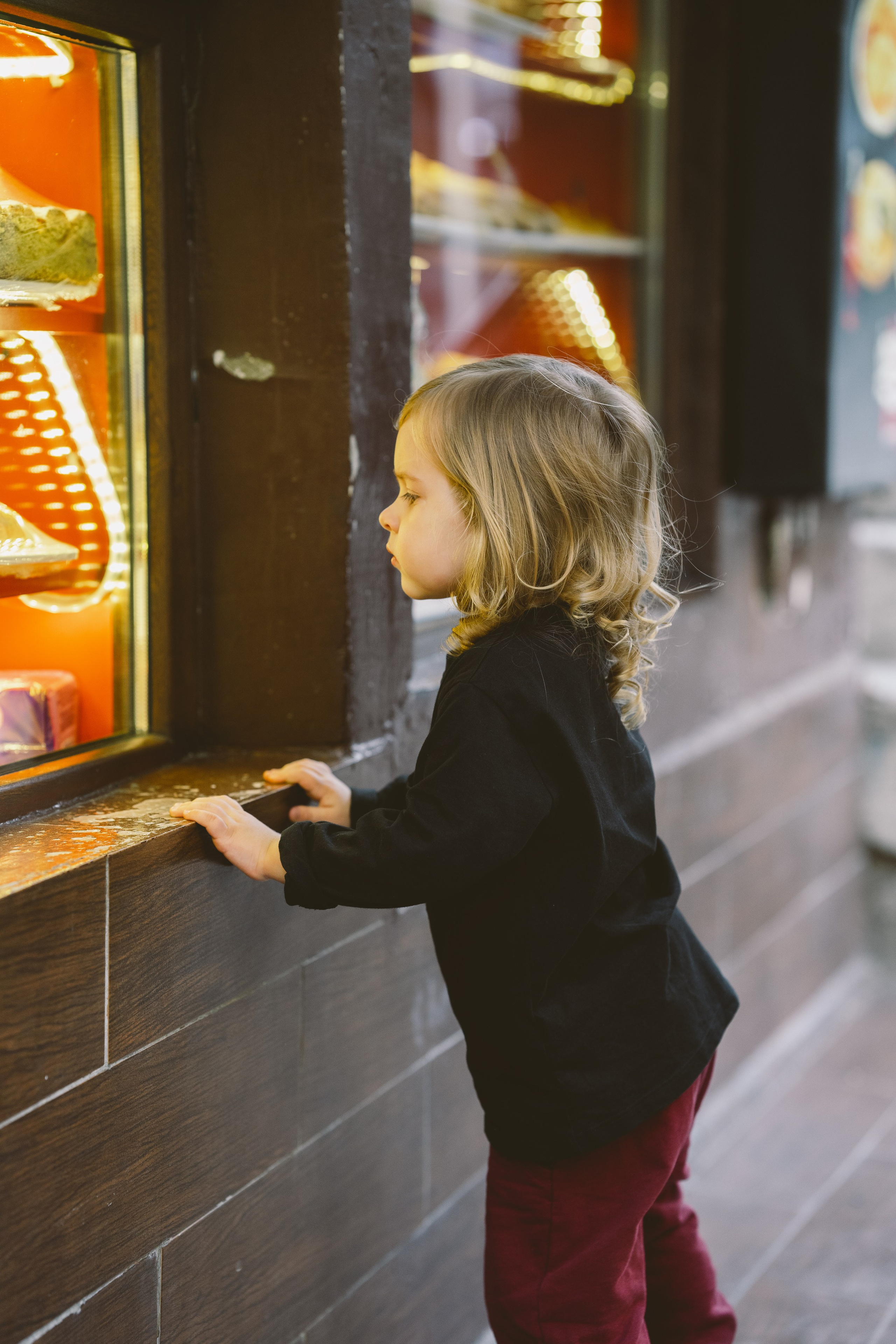 …история о прогулке в старом городе и семье. Марковы: фото, видео, кино и книги