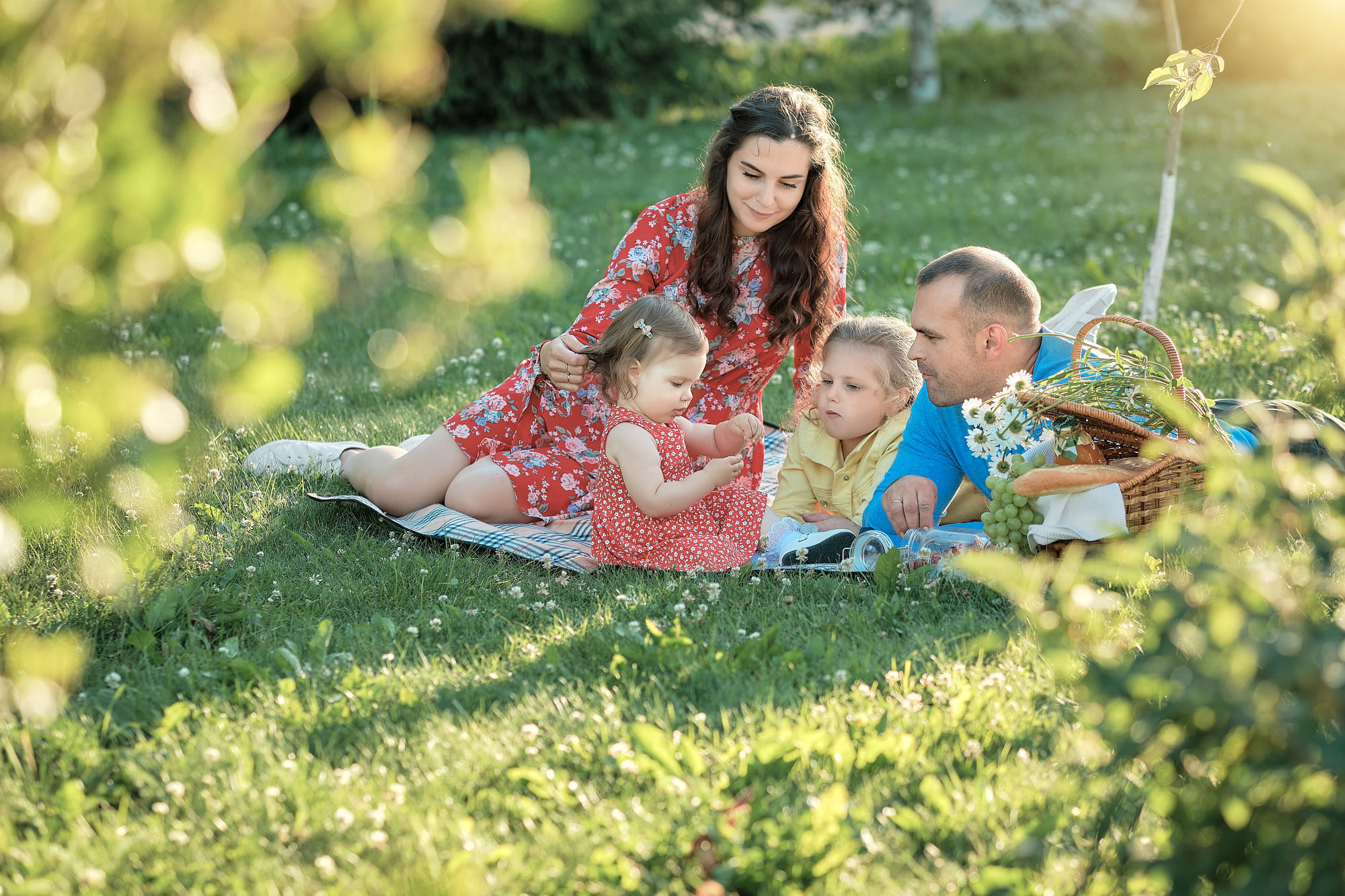 Съёмка на улице. Выпускной альбом Выборг, Каменногорск, Светогорск, Санкт-Петербург