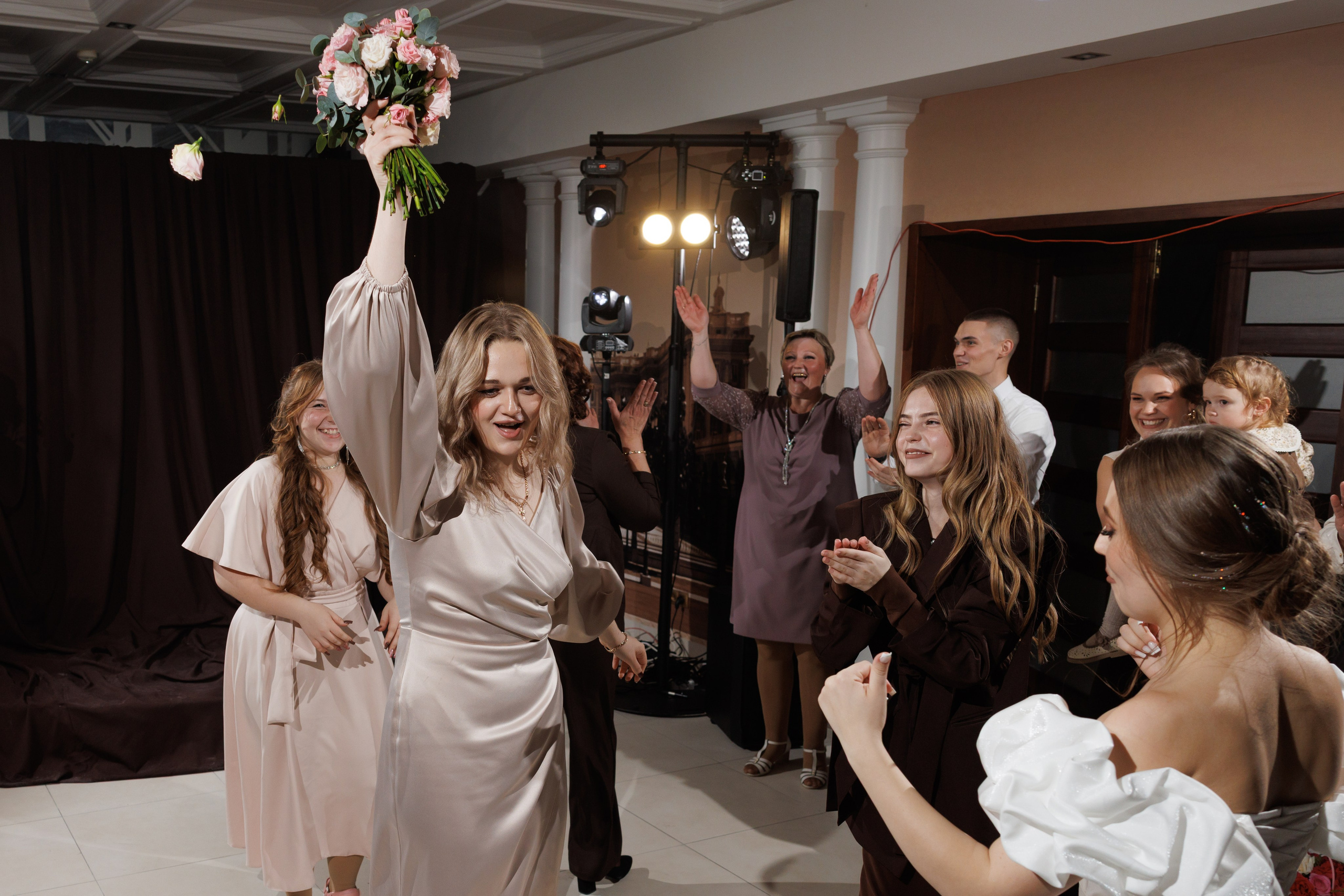 Александр и Анастасия 24.10.2025 г. Ачинск. Фотограф в Красноярске Евдокимова Анастасия