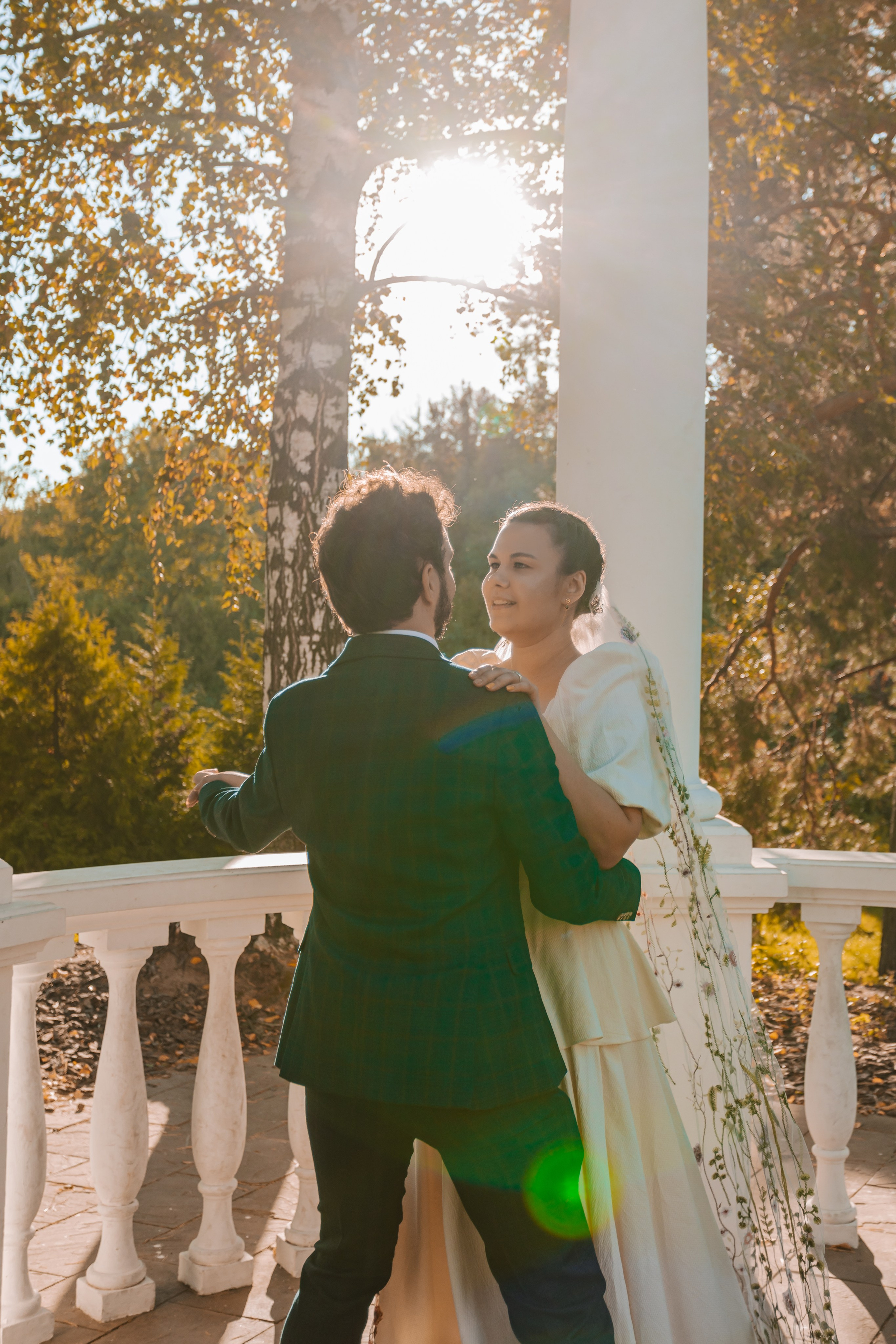 ЛЮБОВЬ В ЗОЛОТЕ