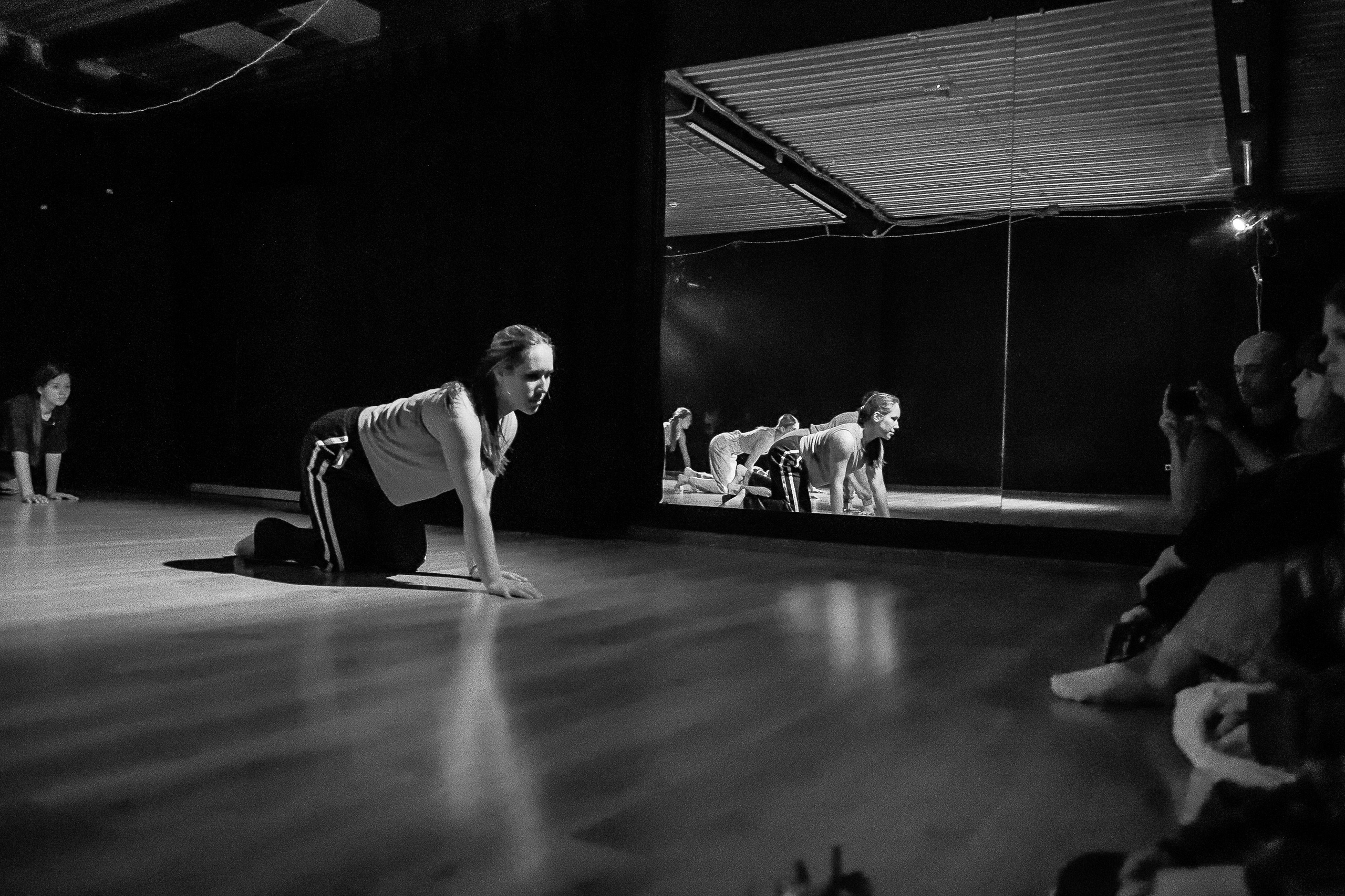 Современный показ Подземка. Небесные ласточки. Фотограф Юлия Мальцева