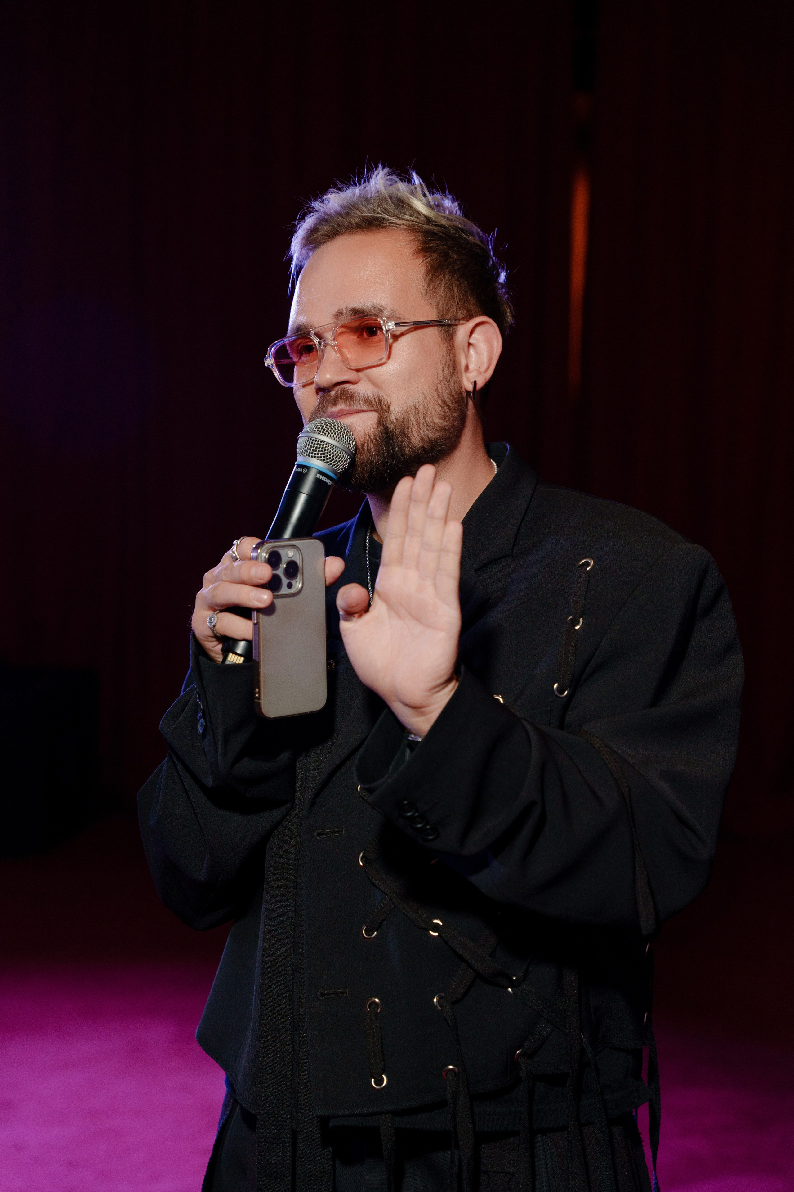 Репортажный фотограф на день рождения в ресторане KAI. Репортажный фотограф Москва Сергей Дружинин