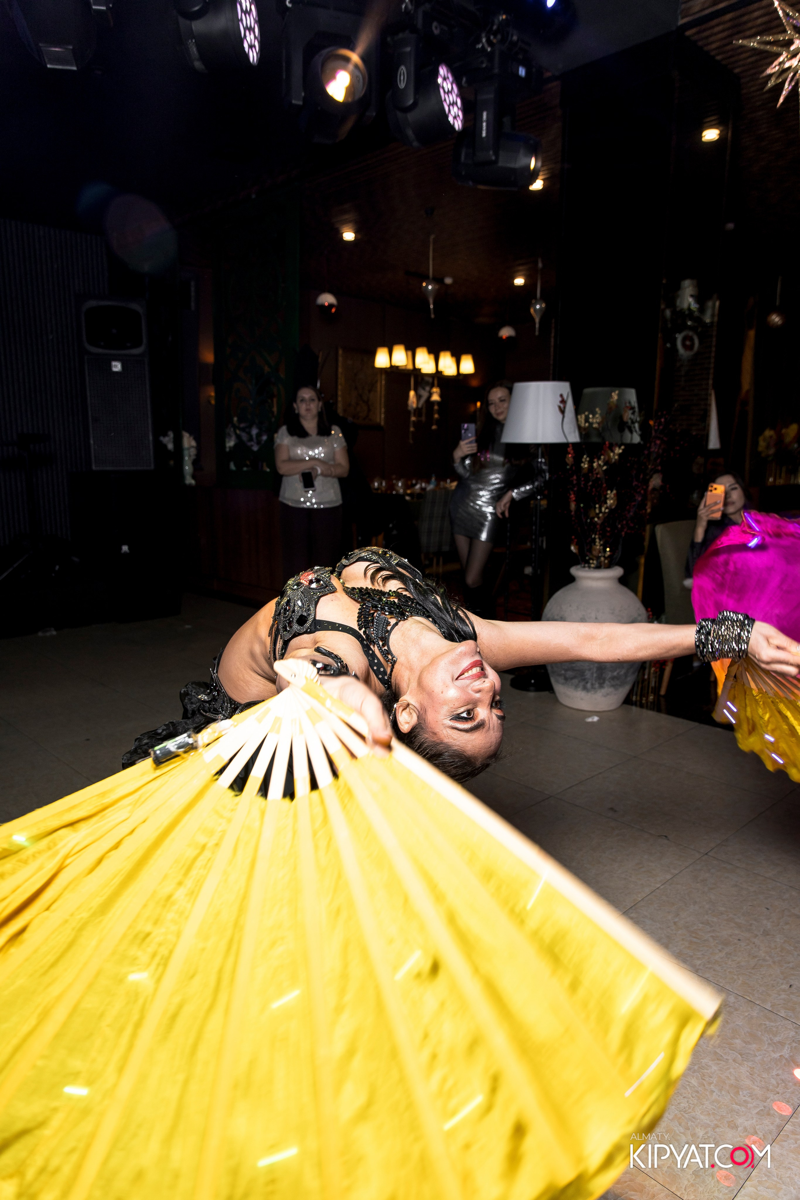 РЕСТОРАН ВЕСЕЛИДЗЕ НА ШЕВЧЕНКО. КИПЯТКОМ АЛМАТЫ! Фотосъемка мероприятий в Алматы