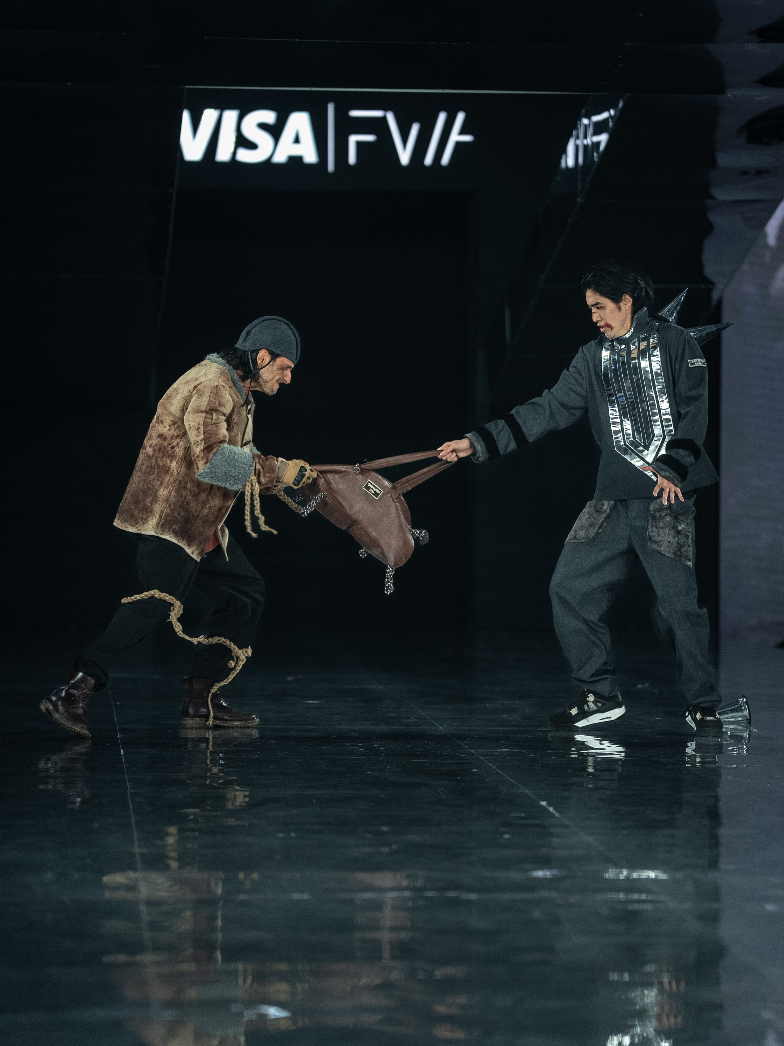 Visa Fashion Week Almaty Pre-Fall 2026 GAZHAIYIP. Сайт Алматинского НЮ АРТ, будуар и фэшн фотографа Дениса Карпенко