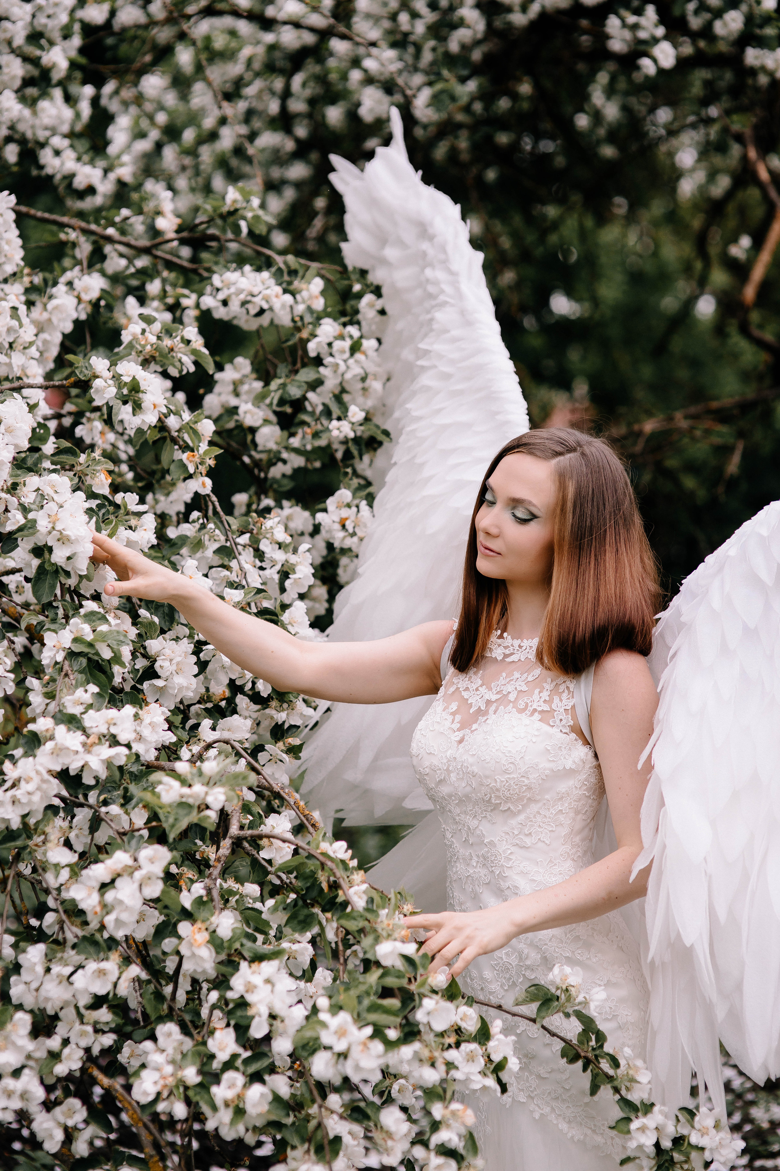 Фотосессия с крыльями ангела. Ангел. Крылья в аренду. Фотосессии Фотодни Псков СПб