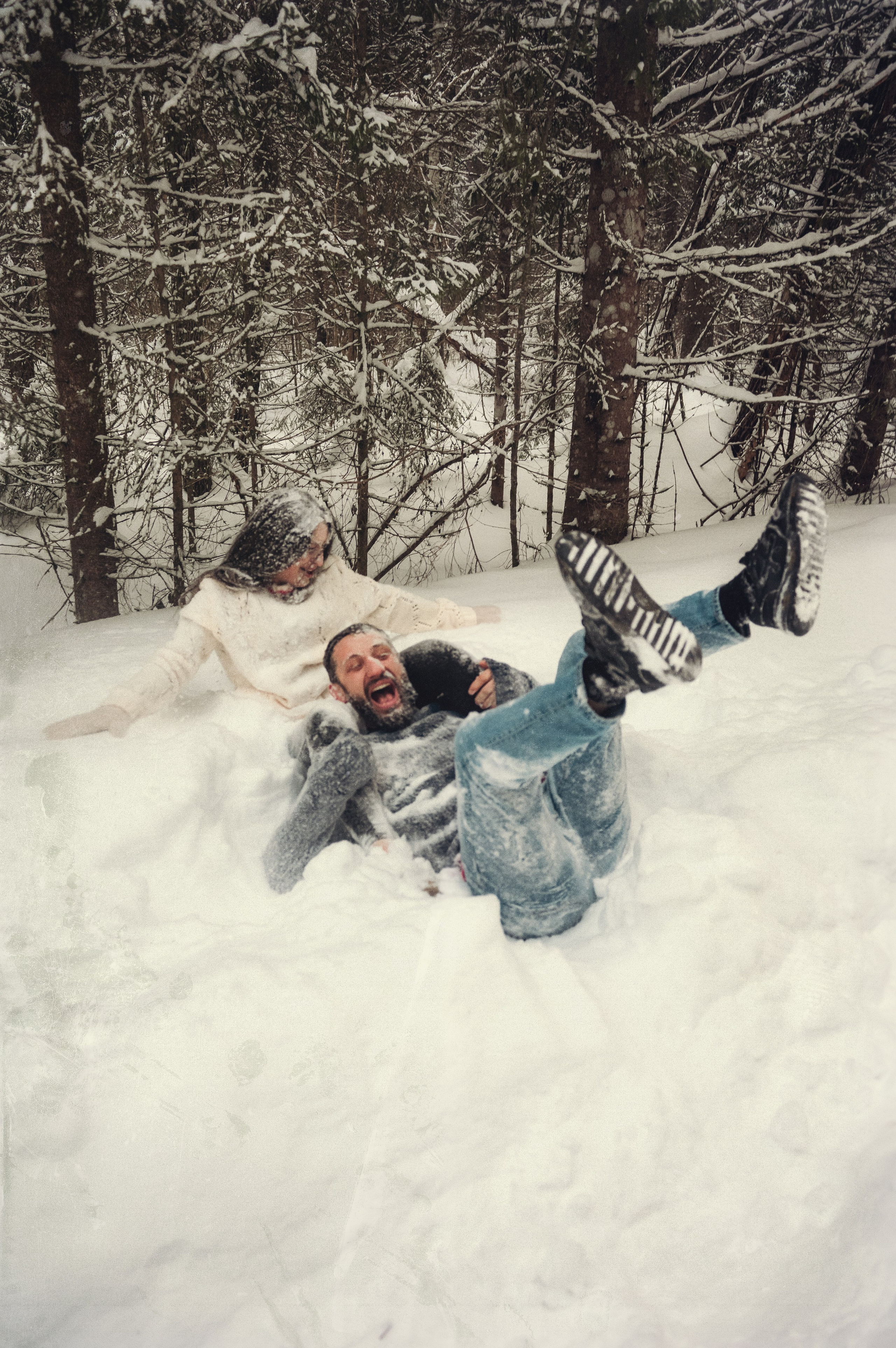 В зимнем лесу. Фотограф Крещение Венчание Москва