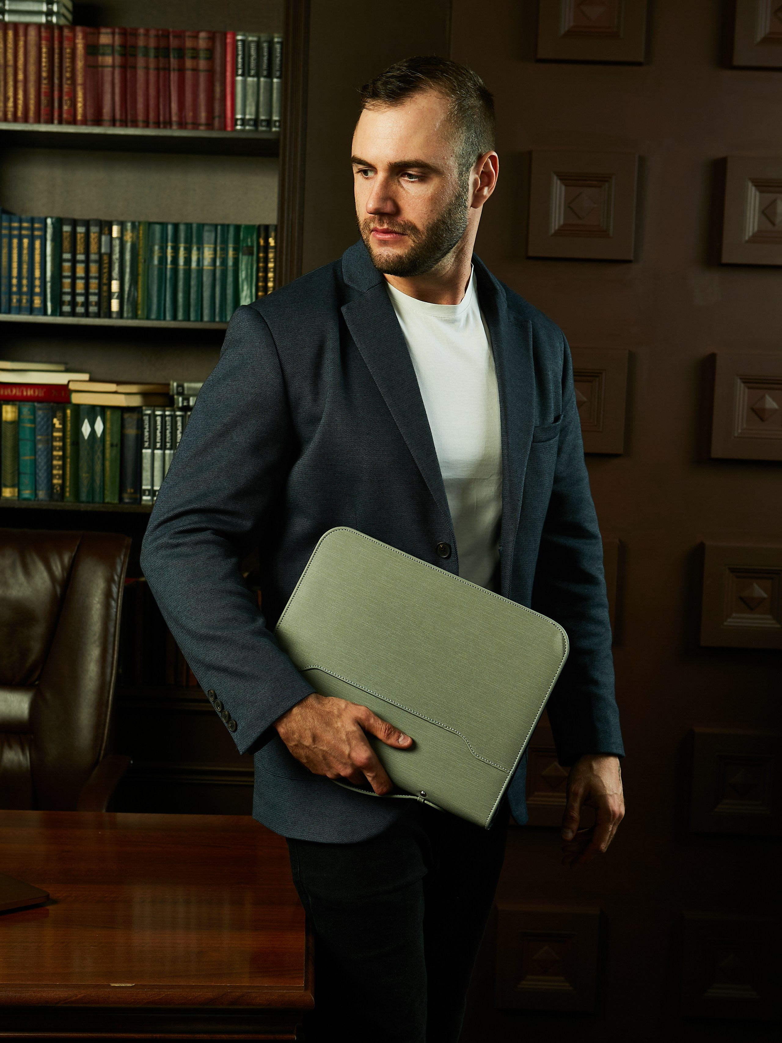 Предметная съемка с моделью. Сборные фотосъемки Новосибирск фото и видео для вайлдбериз