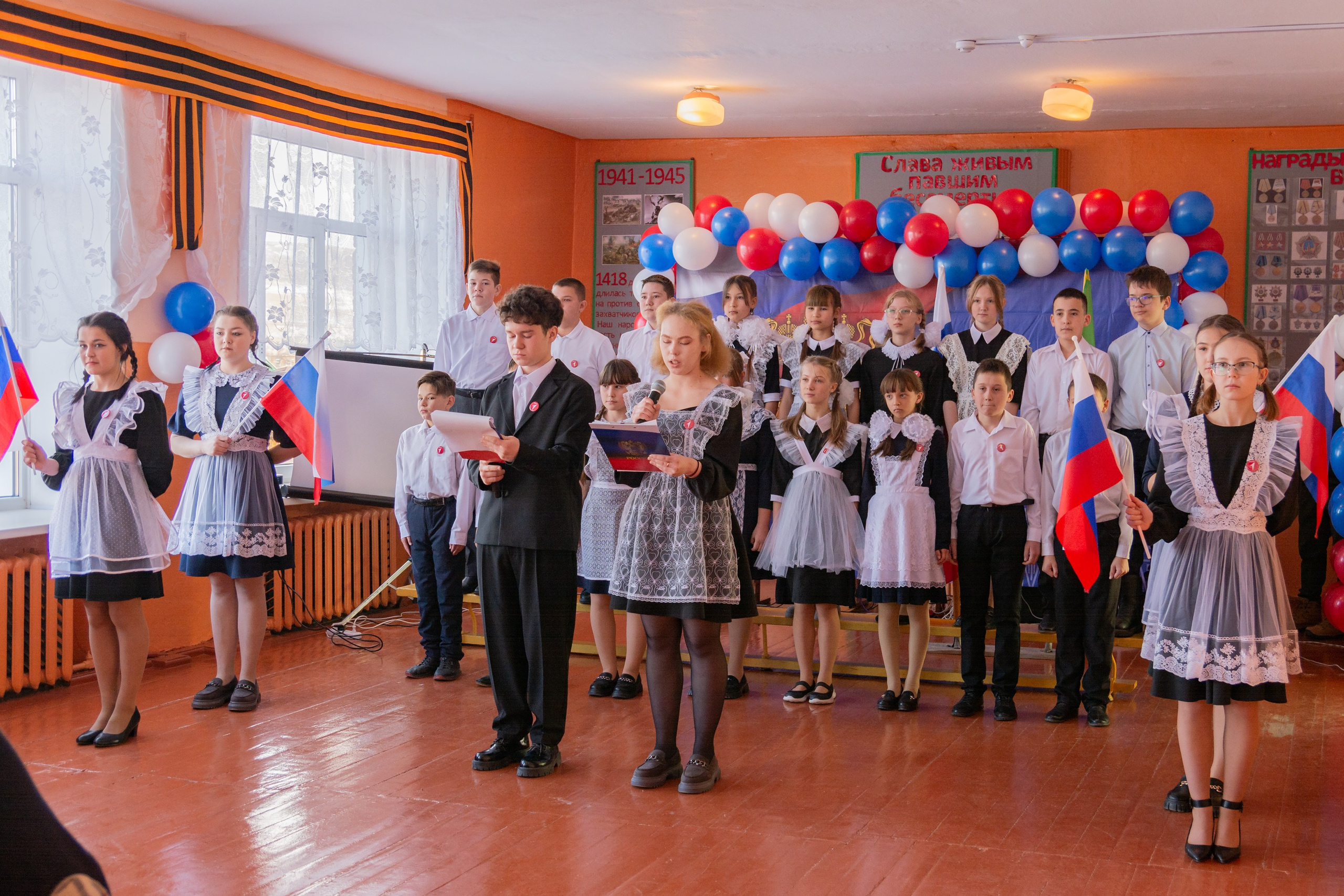 МБОУ Новодурулгуйская СОШ имени Героя Российской Федерации О. А. Власова. Фотограф широкого профиля Чита-Цасучей