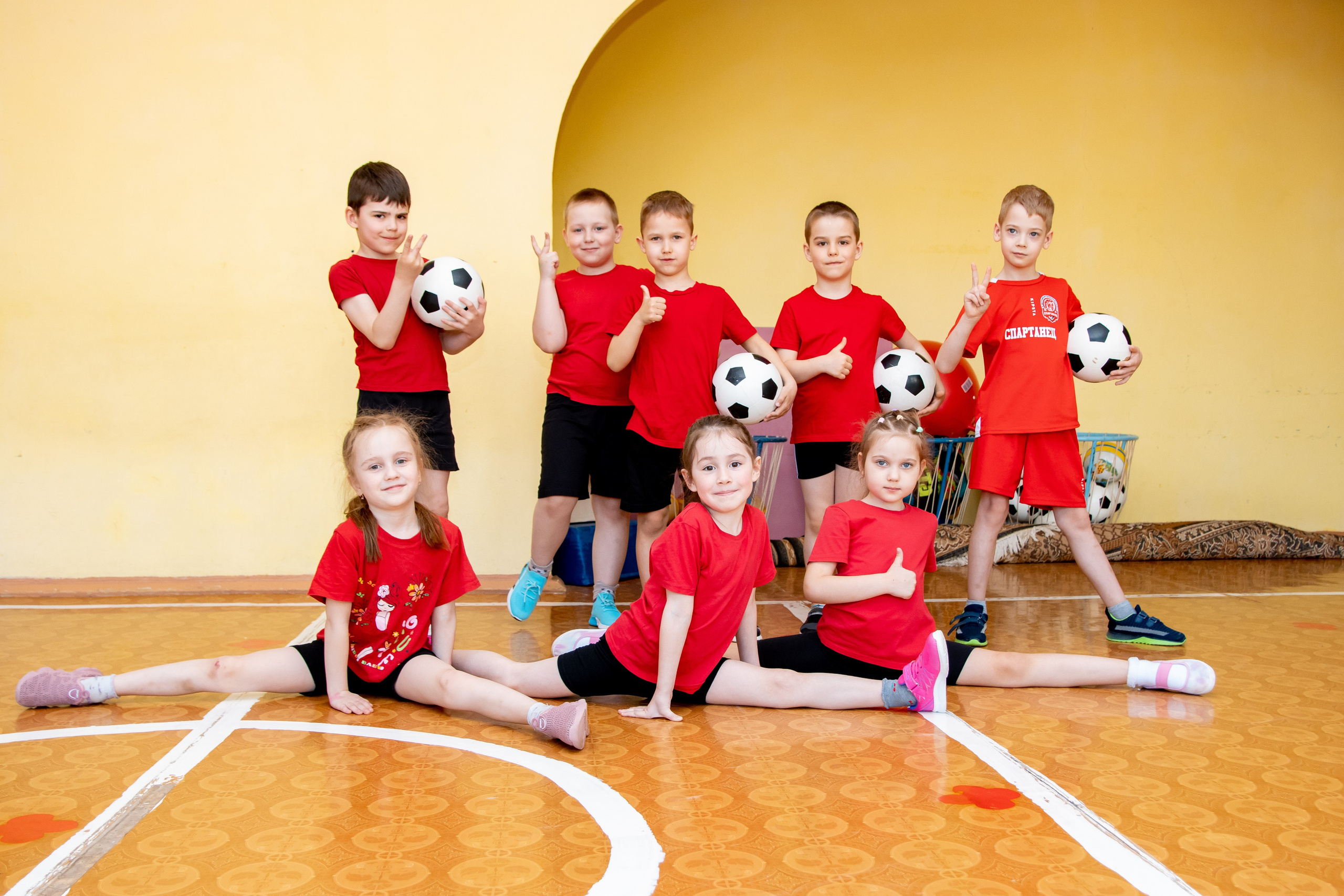 Съемки жизни в детском саду. Выпускные альбомы в Обнинске