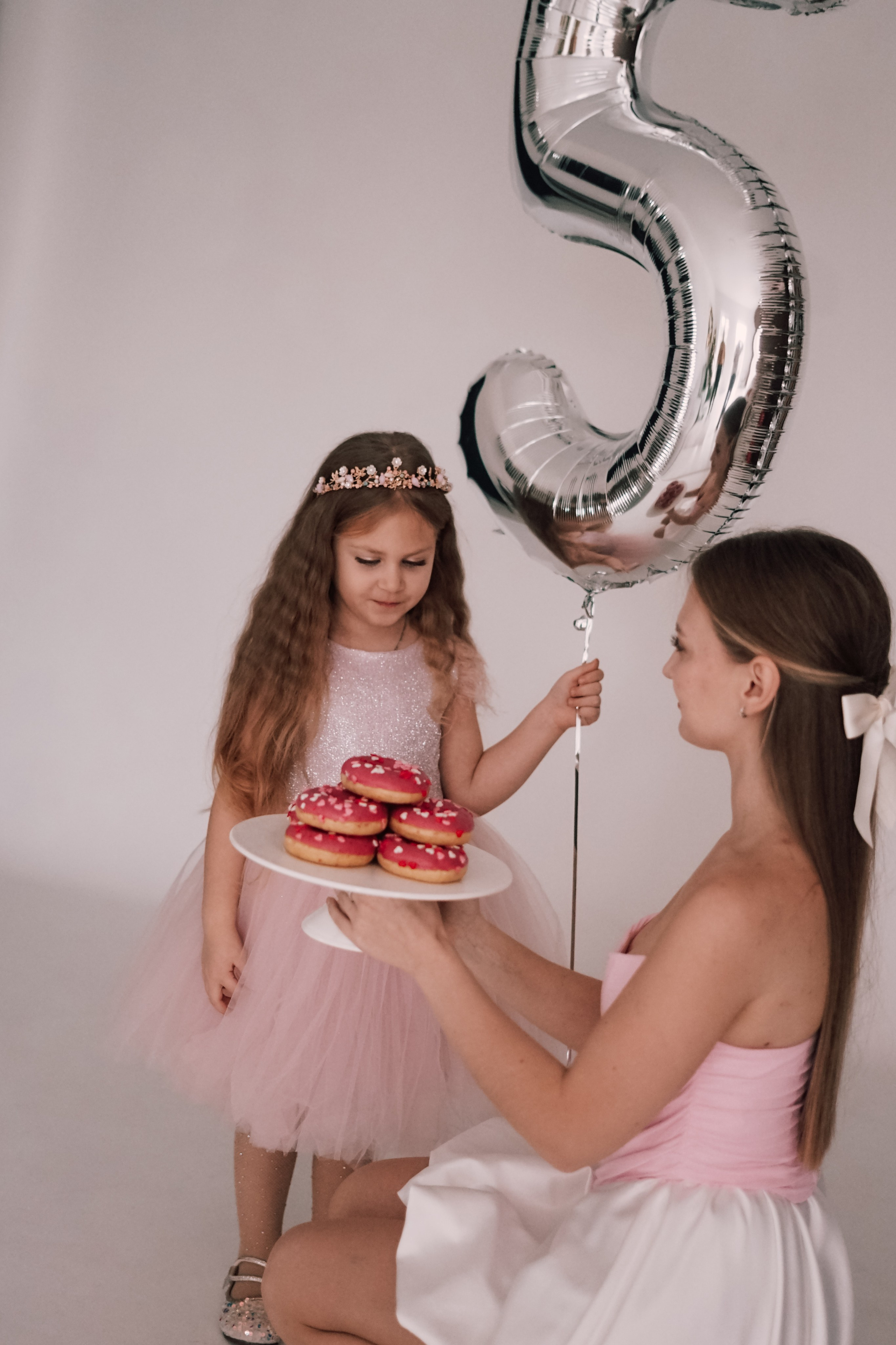 Две сестры. Портретный и семейный фотограф в Мариуполе, РФ. Даша Жогло