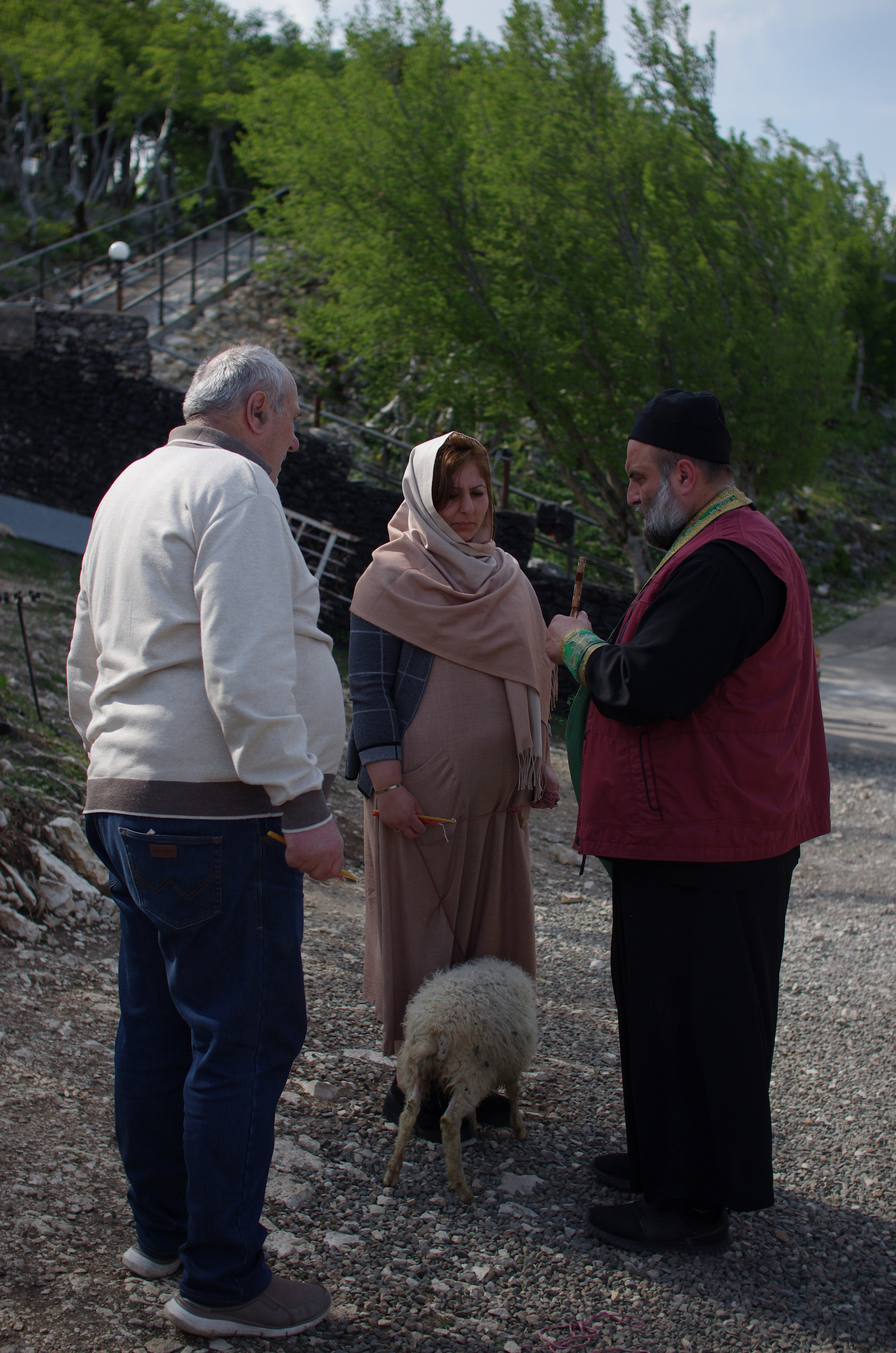 Крещение в Церкви Святого Георгия в Гогни. Портретный фотограф Денис Милютин