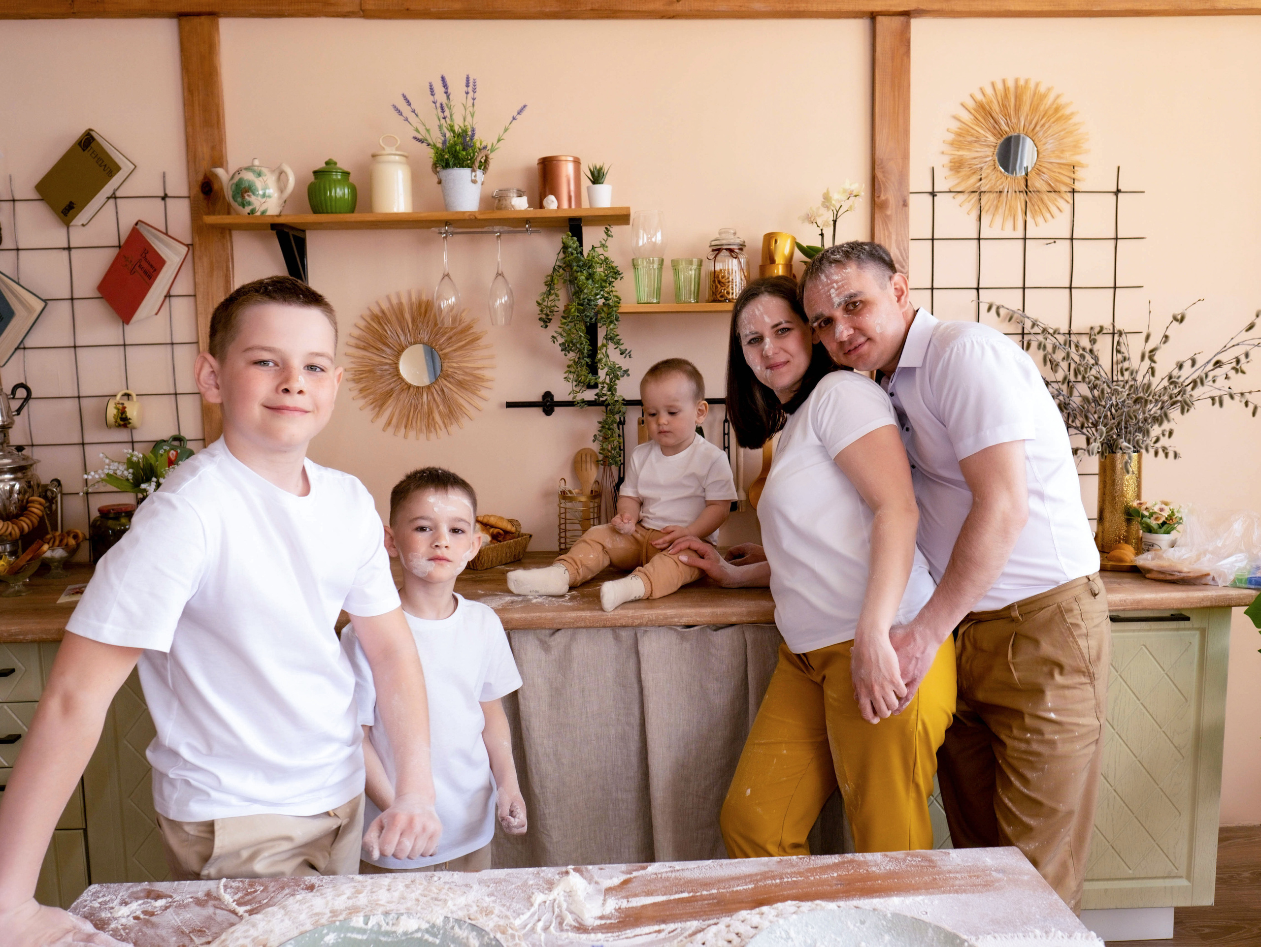 Семейная фотосессия Алены. Студийный, портретный, семейный фотограф Южно-Сахалинска Яна Радаева