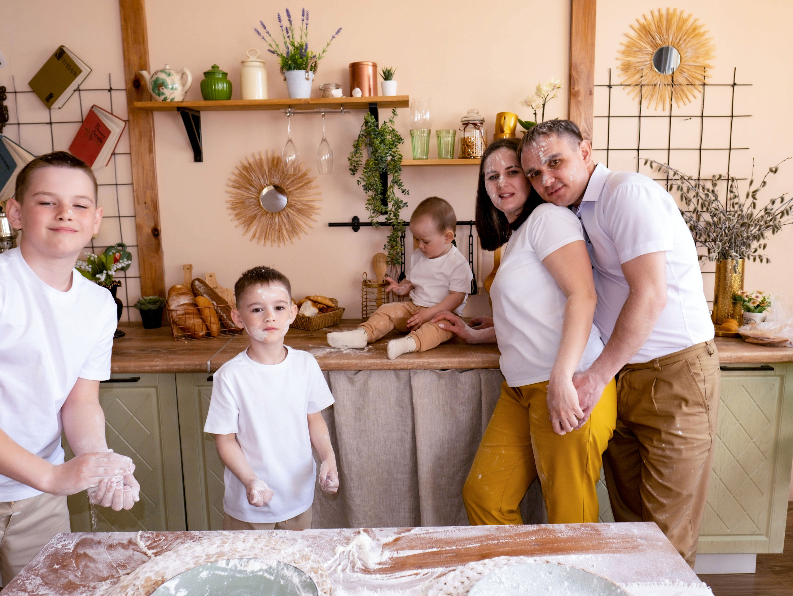 Семейная фотосессия Алены. Студийный, портретный, семейный фотограф Южно-Сахалинска Яна Радаева