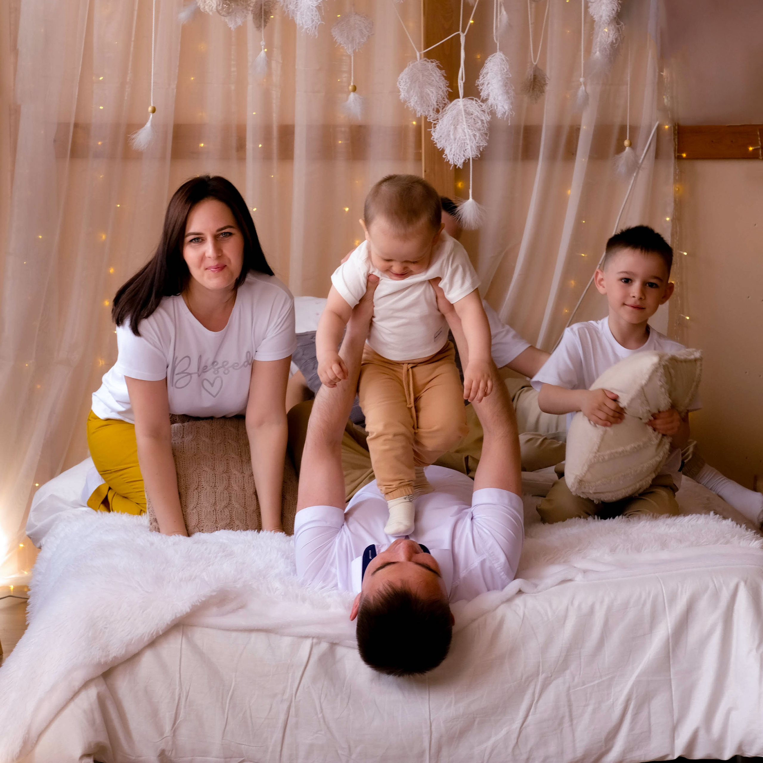 Семейная фотосессия Алены. Студийный, портретный, семейный фотограф Южно-Сахалинска Яна Радаева