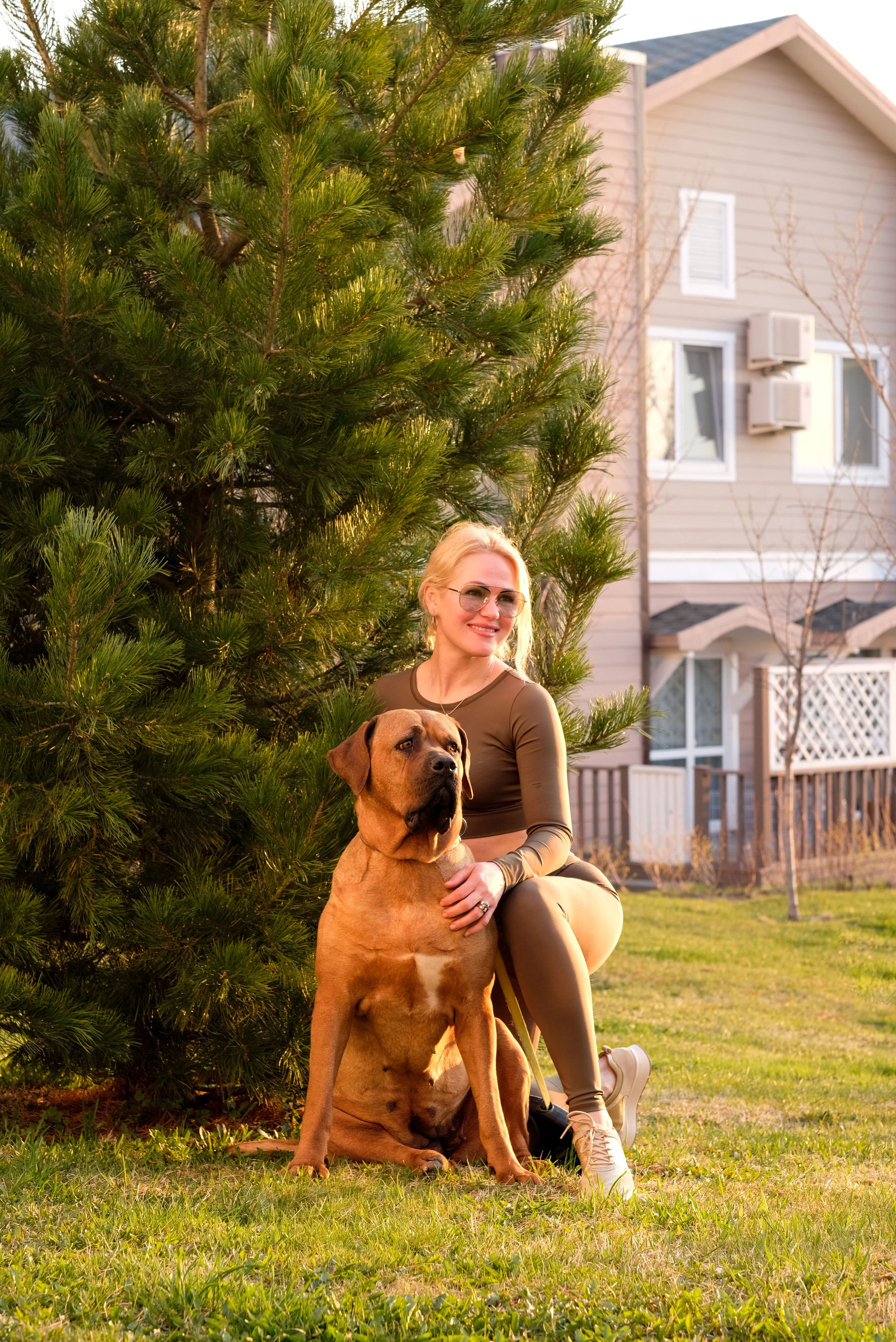 Прогулка Оксаны с собакой. Студийный, портретный, семейный фотограф Южно-Сахалинска Яна Радаева