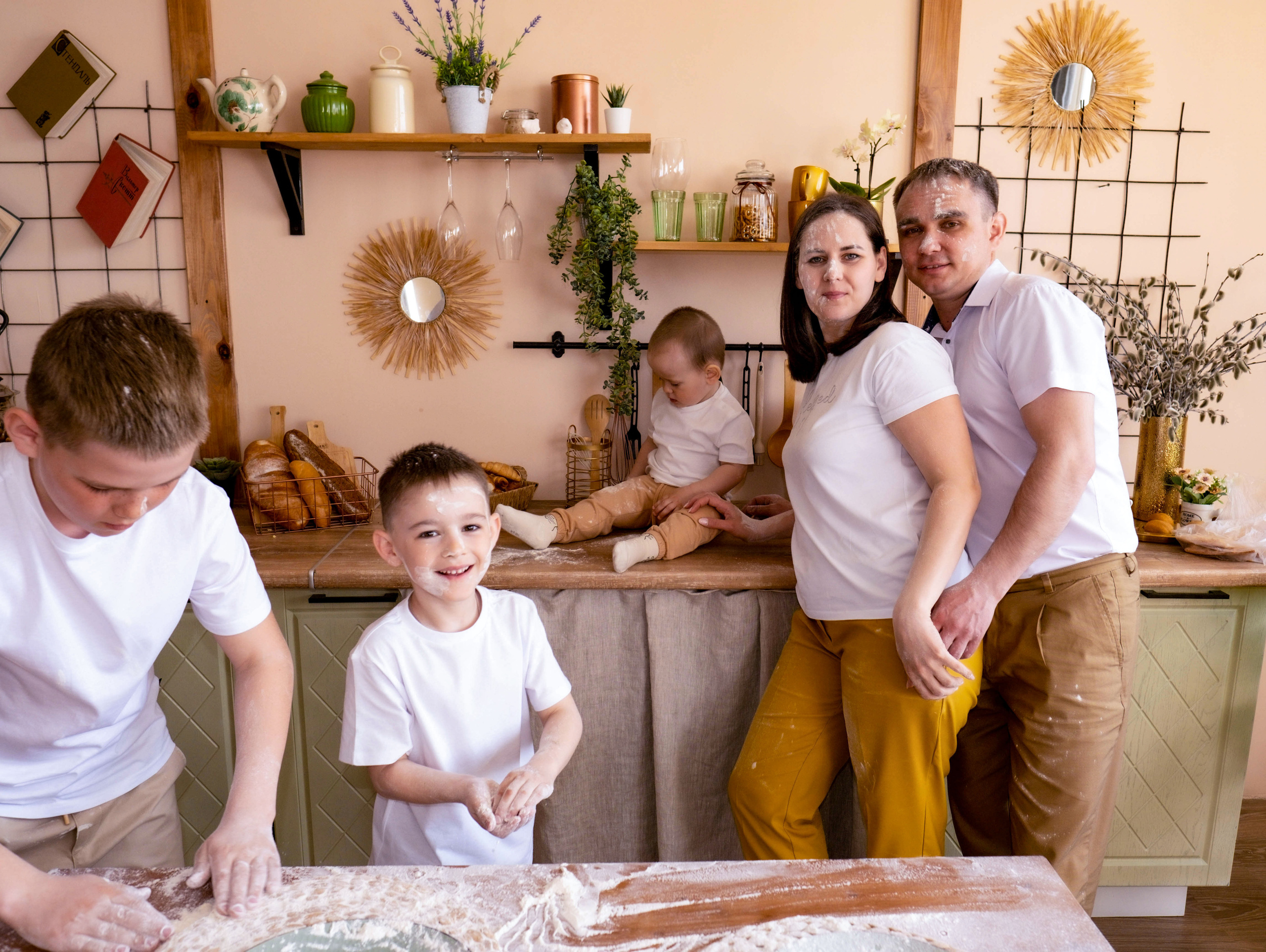 Семейная фотосессия Алены. Студийный, портретный, семейный фотограф Южно-Сахалинска Яна Радаева