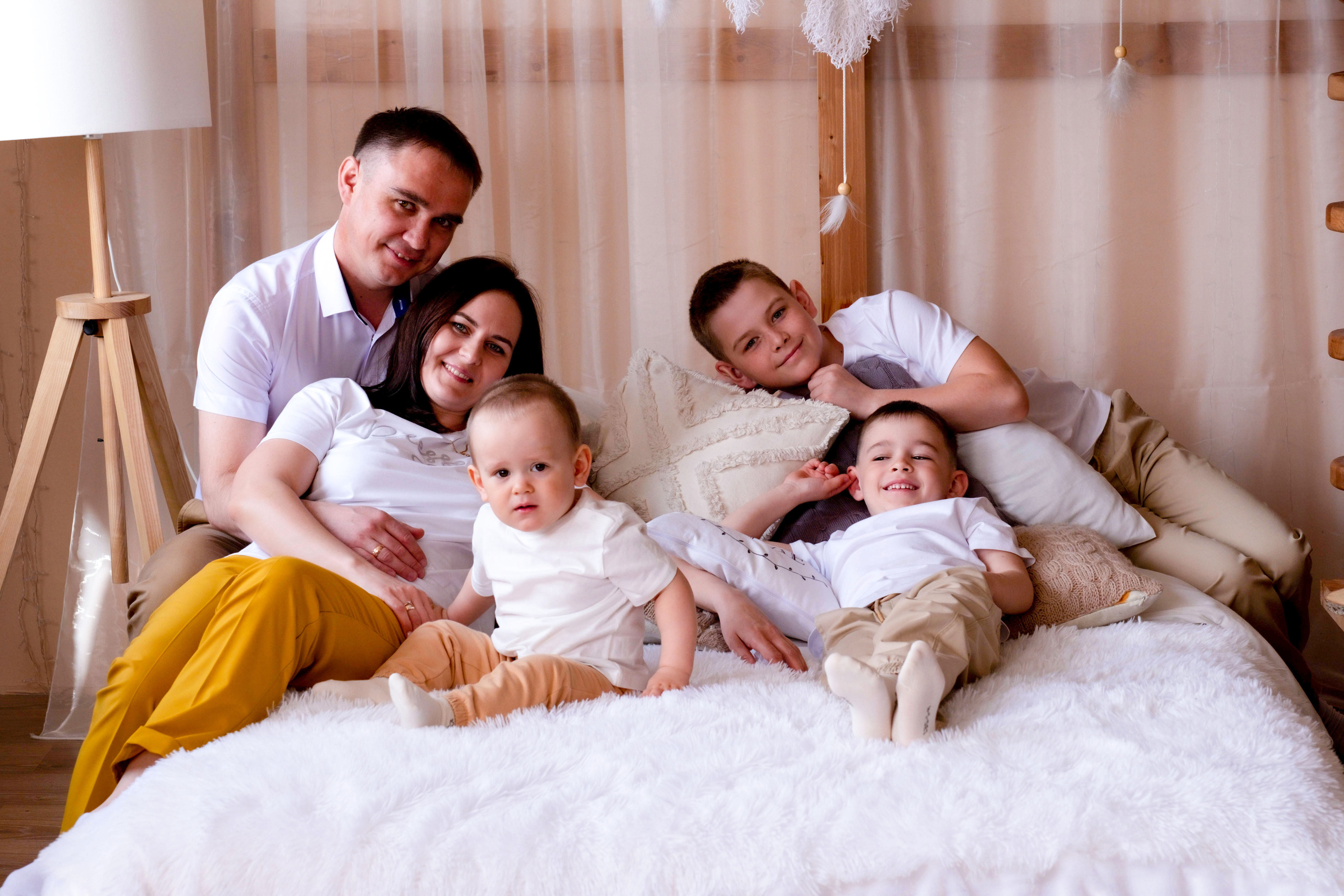 Семейная фотосессия Алены. Студийный, портретный, семейный фотограф Южно-Сахалинска Яна Радаева