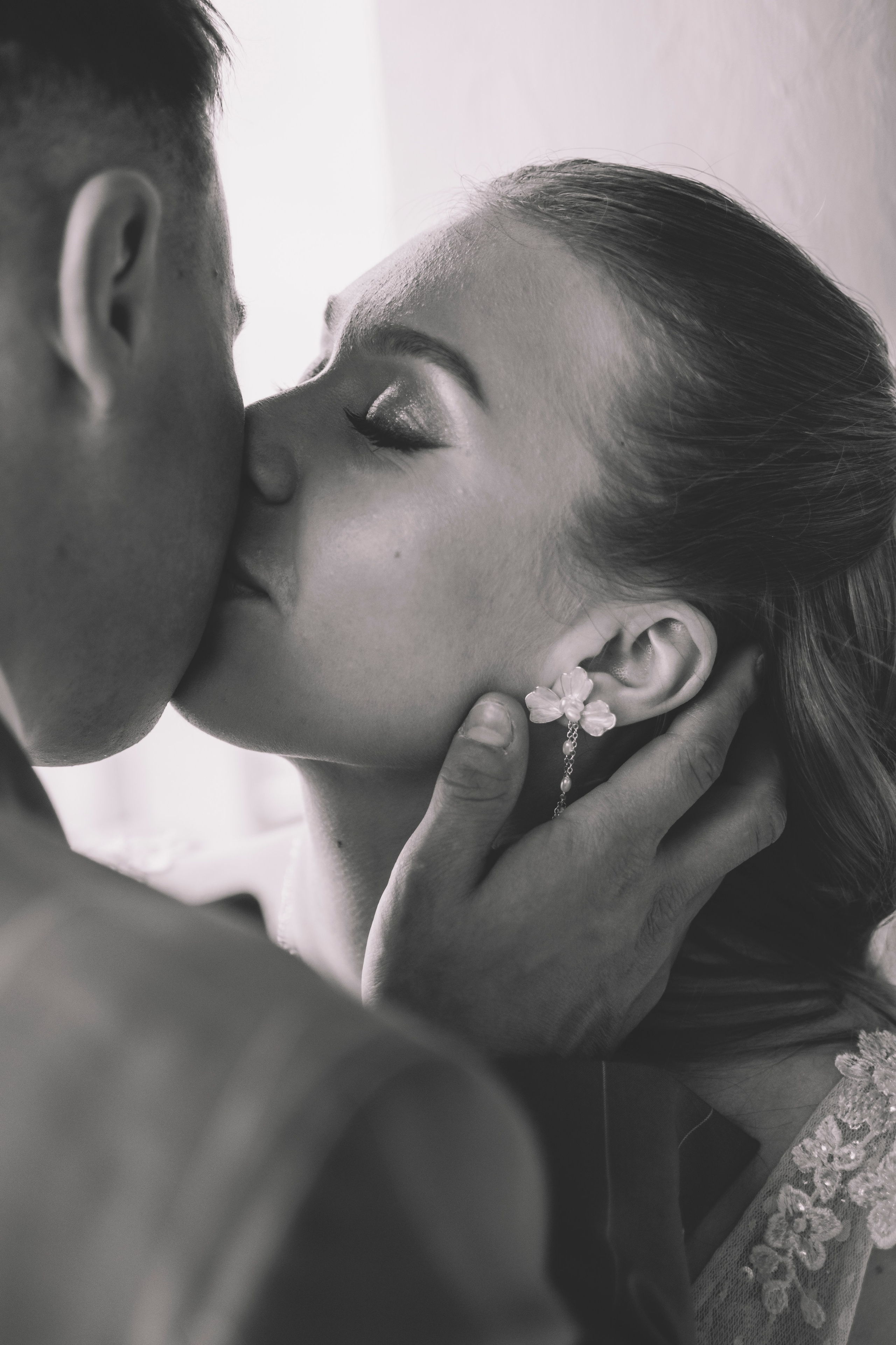 Альберт и Анастасия (Студийная фотосессия, роспись в ДК Нефтяник + фотосессия с гостями). Семейный и свадебный фотограф Губкинский и Ставрополь