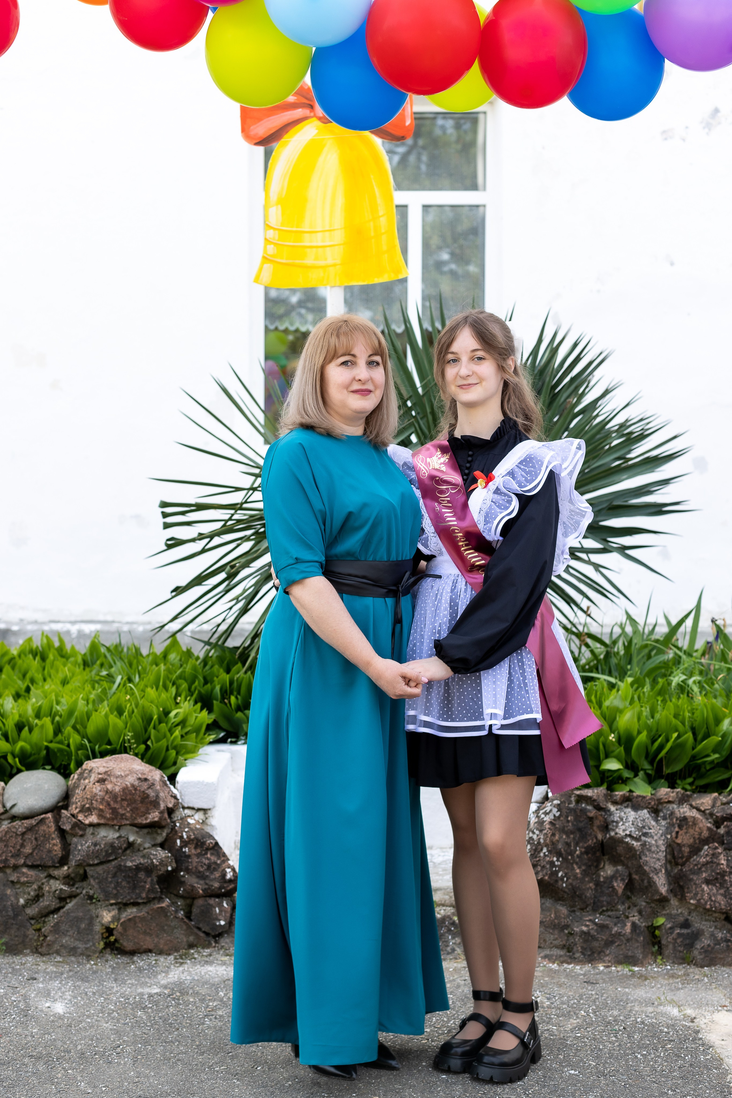 Последний звонок. Выпускные альбомы Майкоп, Краснодар Елена Золотарева