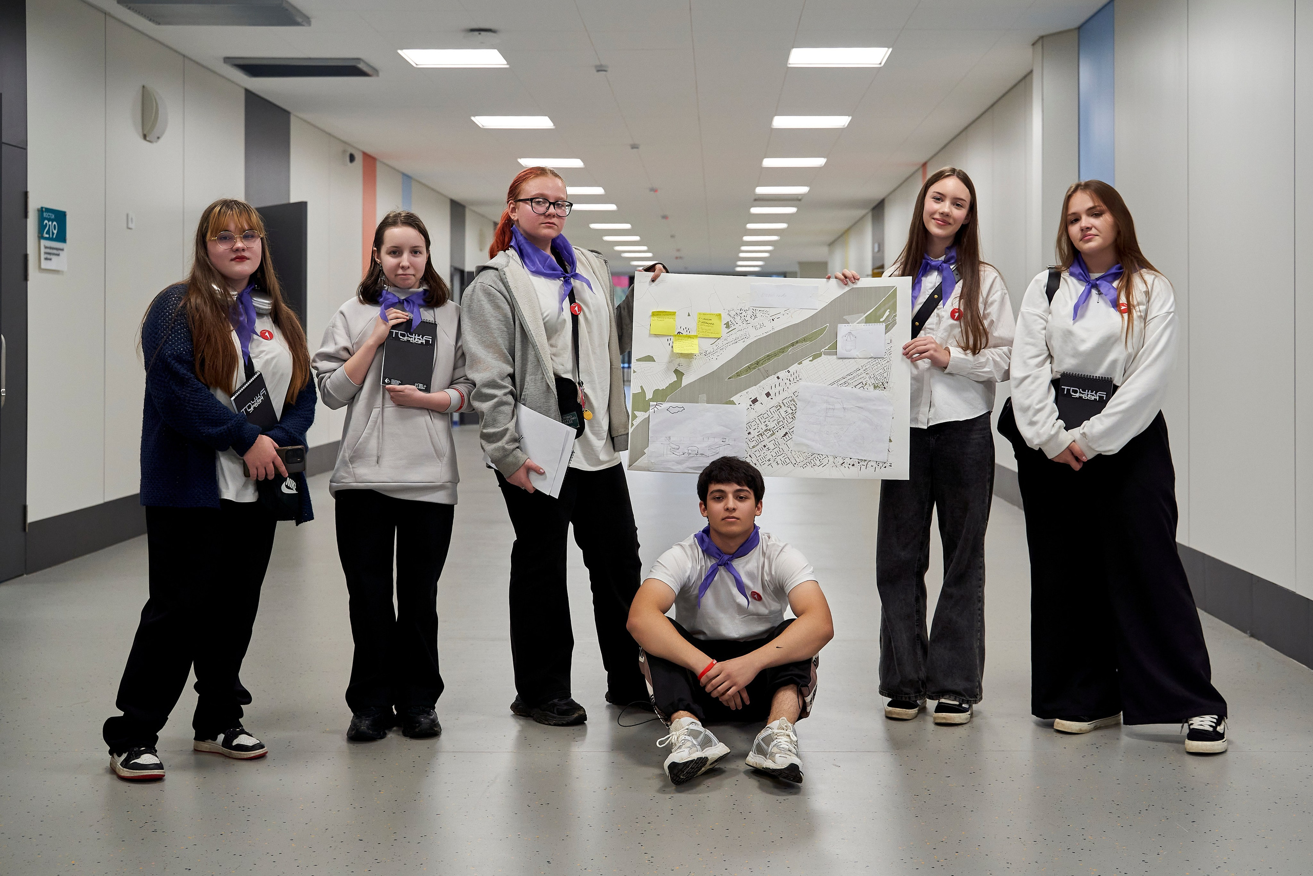 Городская экспедиция «Взрослый взгляд на Нижний» (Эн+ & Точка Урбан). Репортажный фотограф Вилянов Евгений. Нижний Новгород