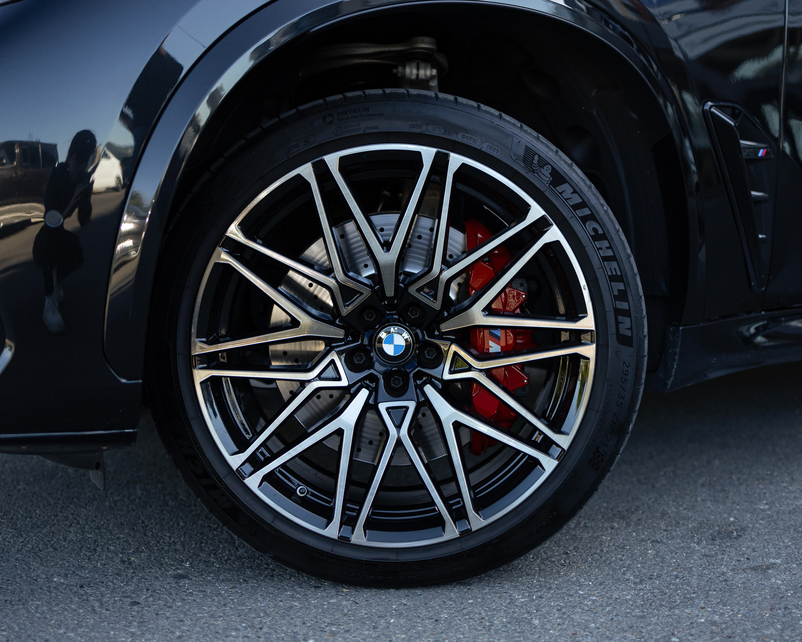 Автомобили