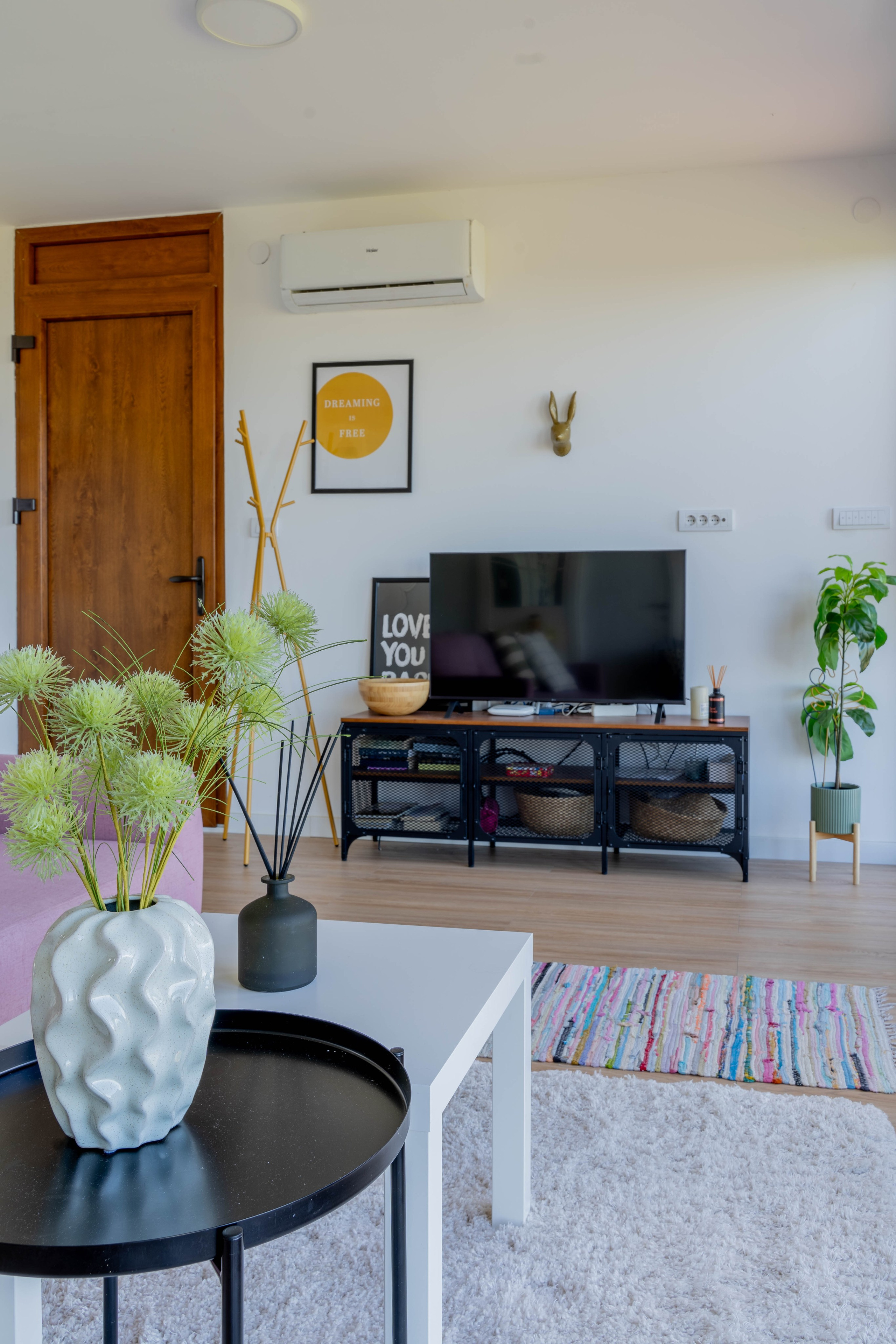 Rent a NEST Arandjelovac. Меня зовут Лиана.я видеограф и фотограф 📍 Работаю в Москве и МО