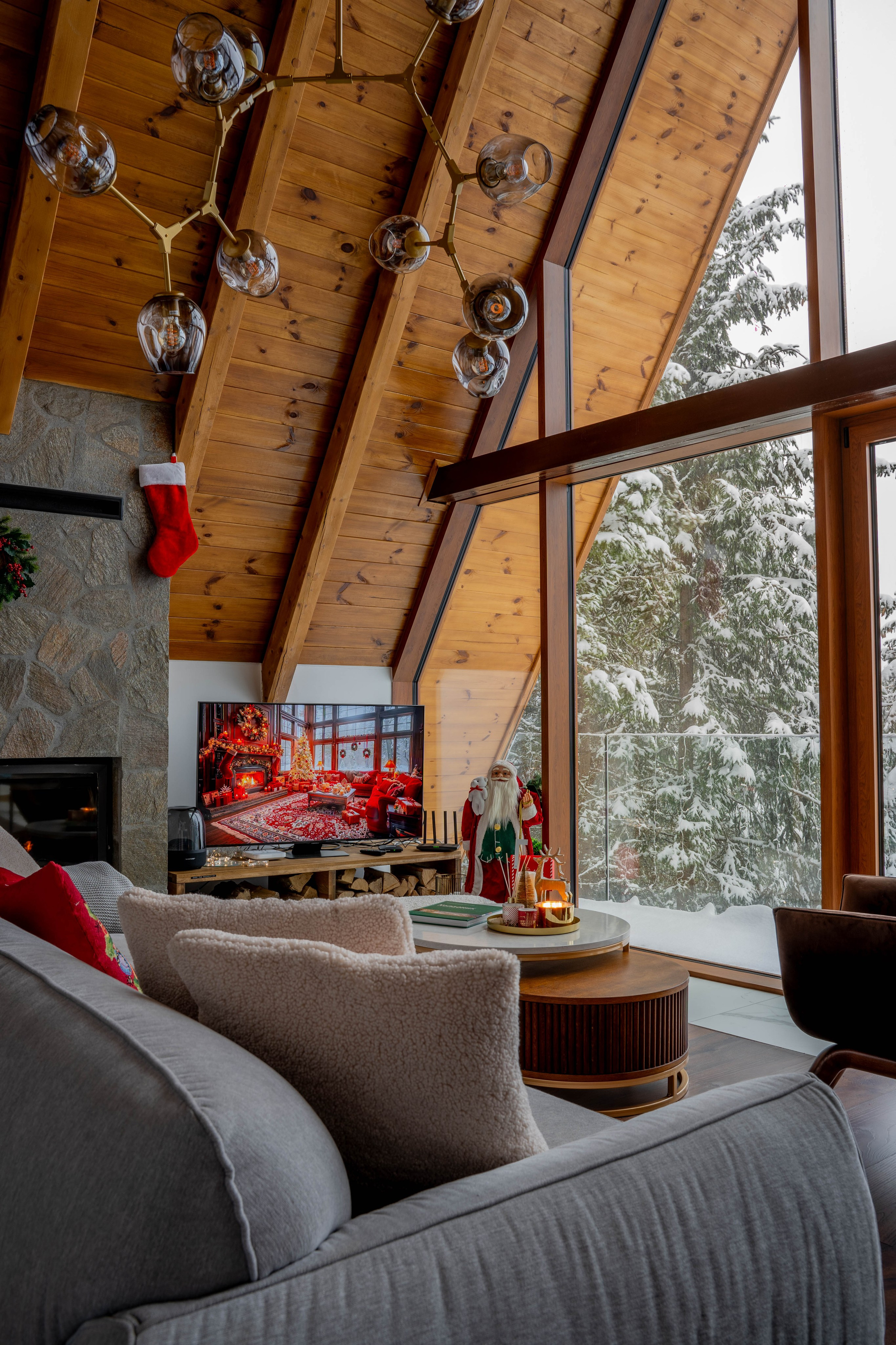 Sofia Kop. Photographer Liana Sudets Serbia Kopaonik Brzece Brus