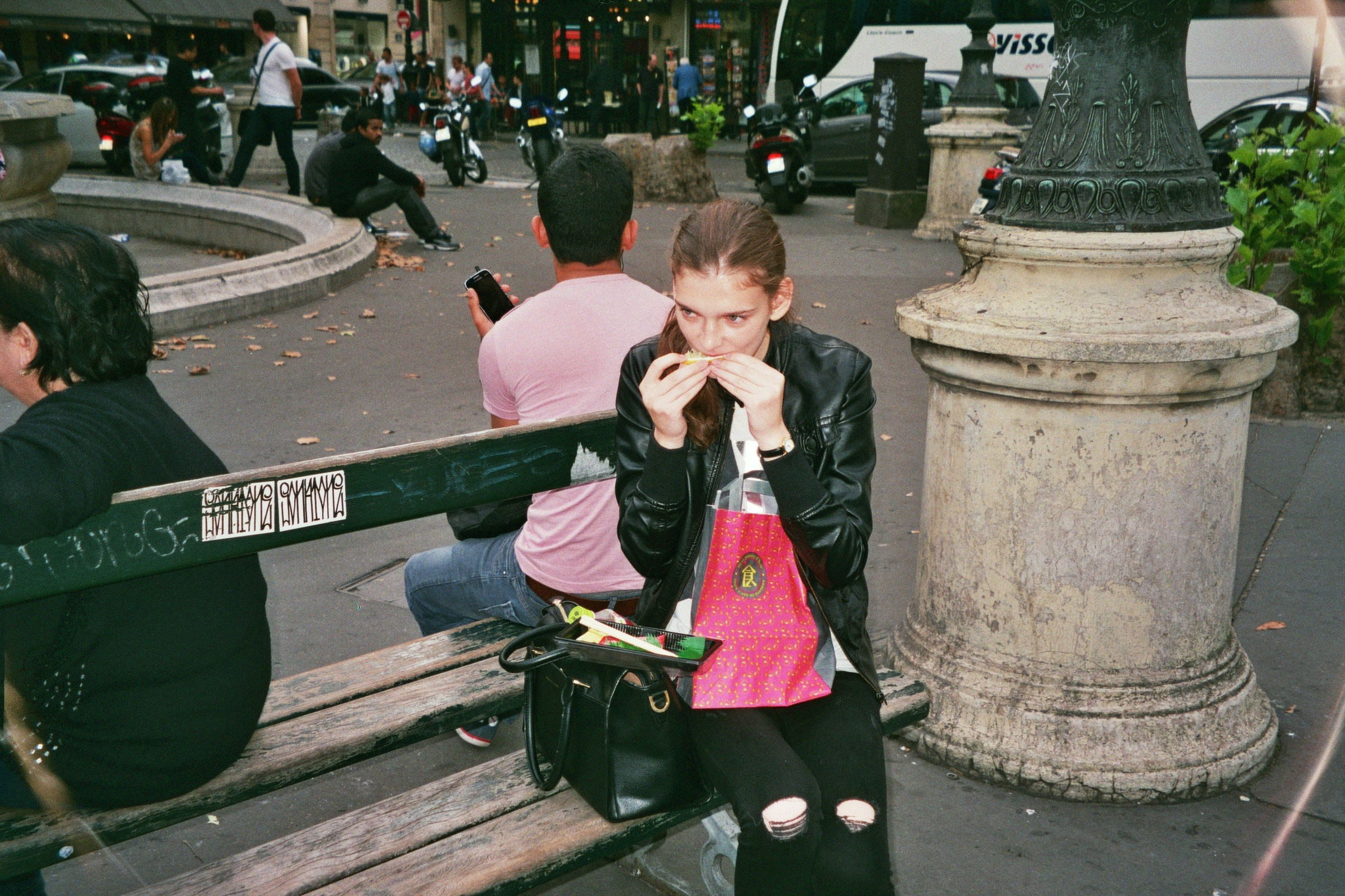 Street. Sasha Shu — retoucher and photographer