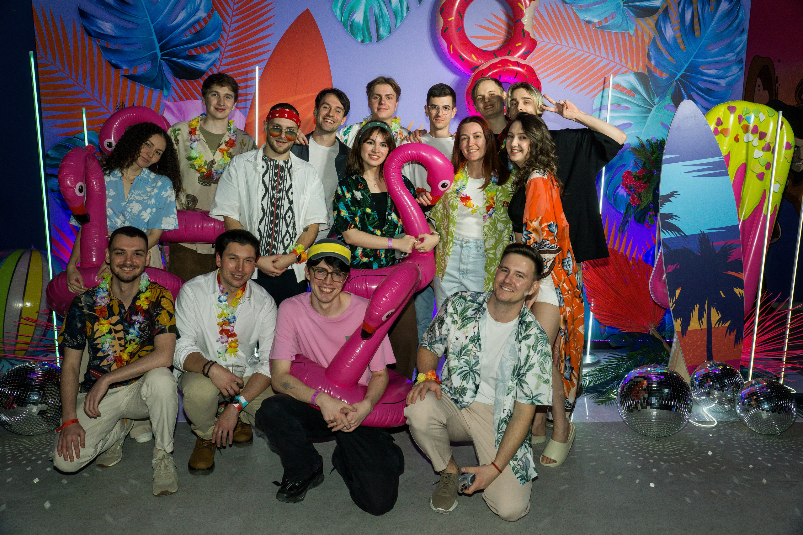 МТС корпоратив Гавайская вечеринка. Фотограф