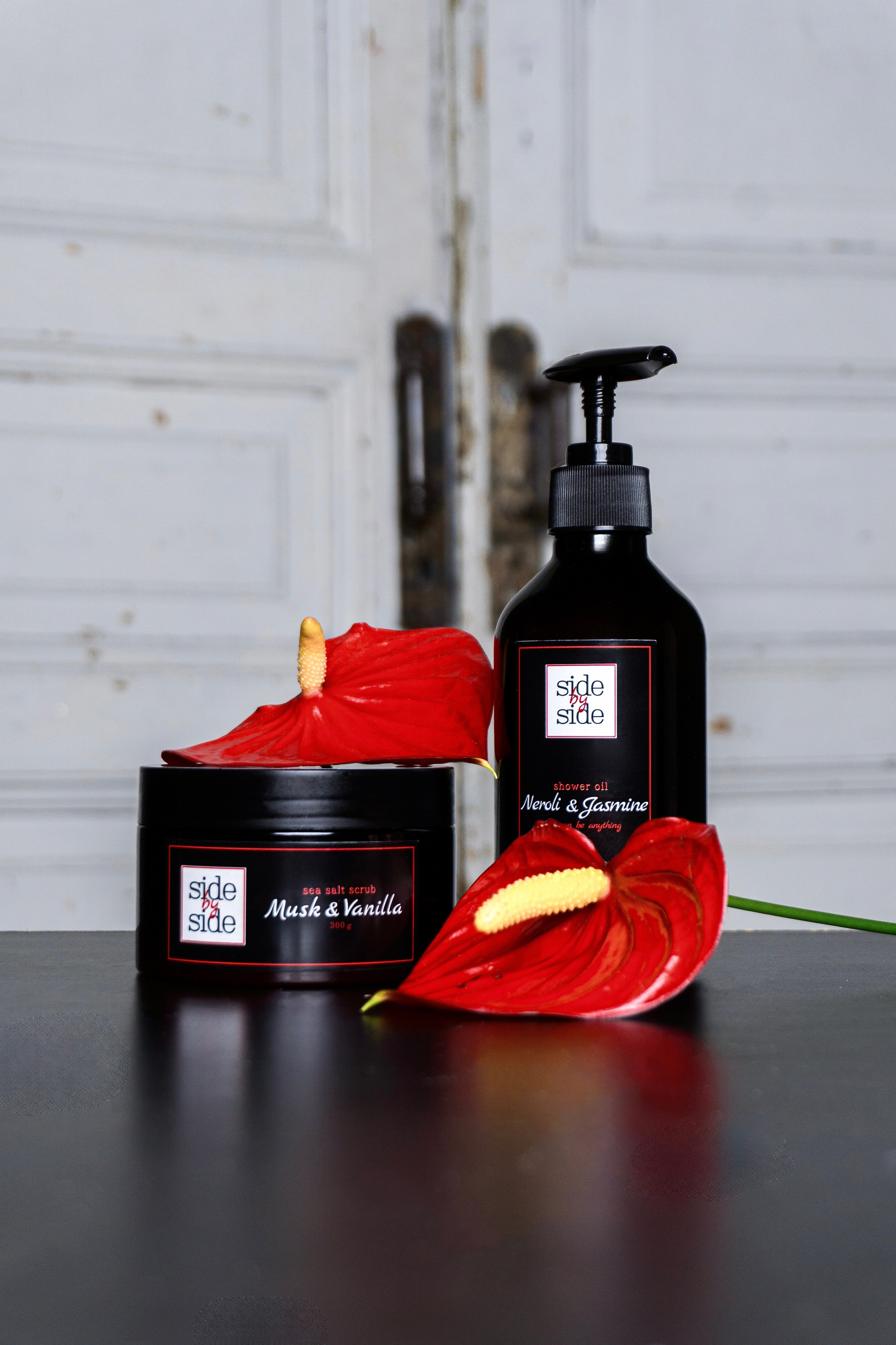 Side by side. Фотограф