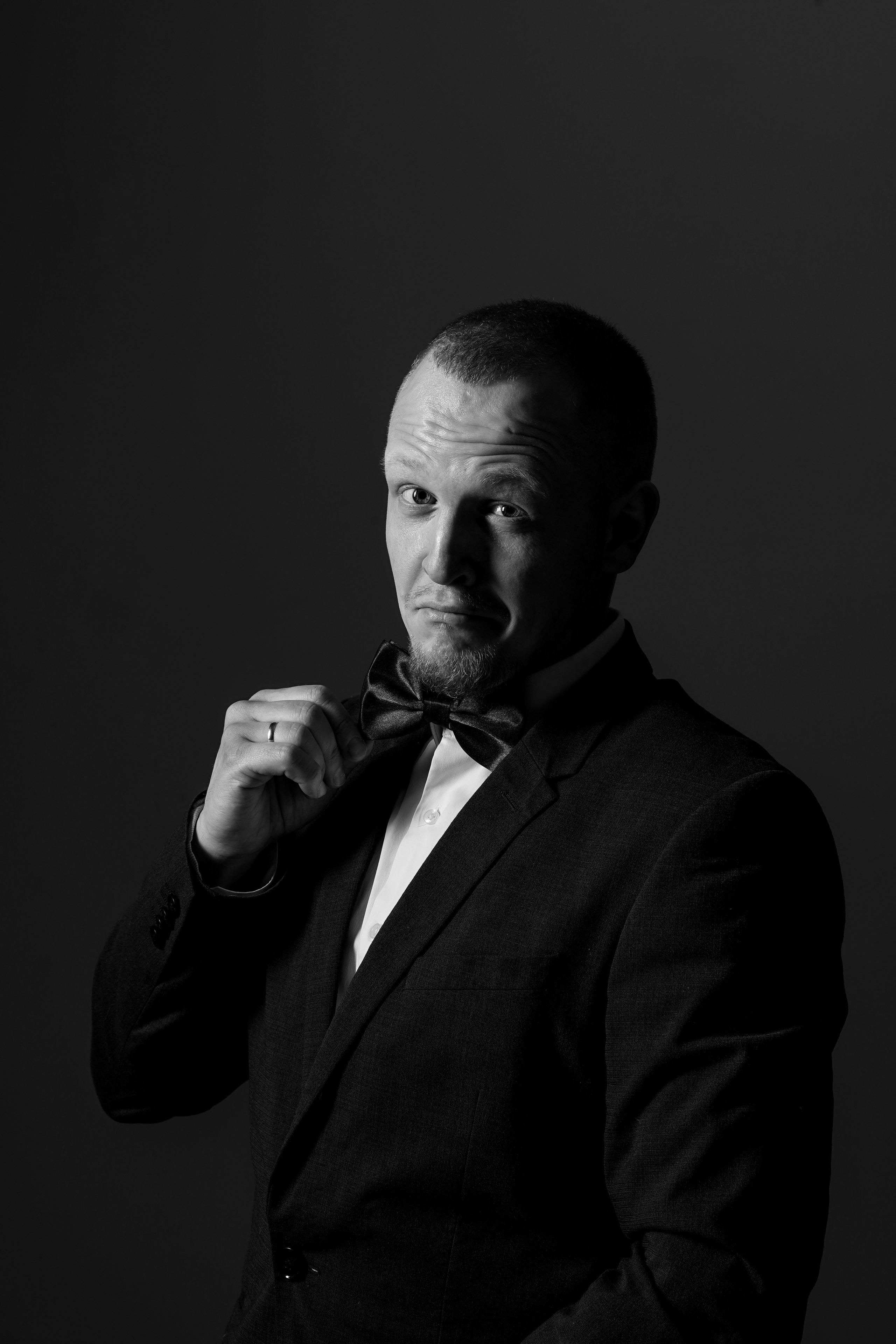 Ведущий Тимофей. Фотограф