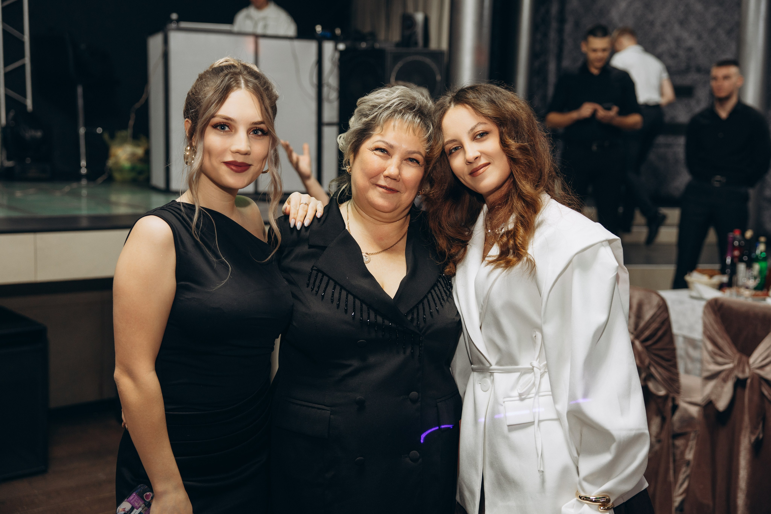 Юбилей. Свадебный, семейный фотограф в Иркутске Светлана Макаричева