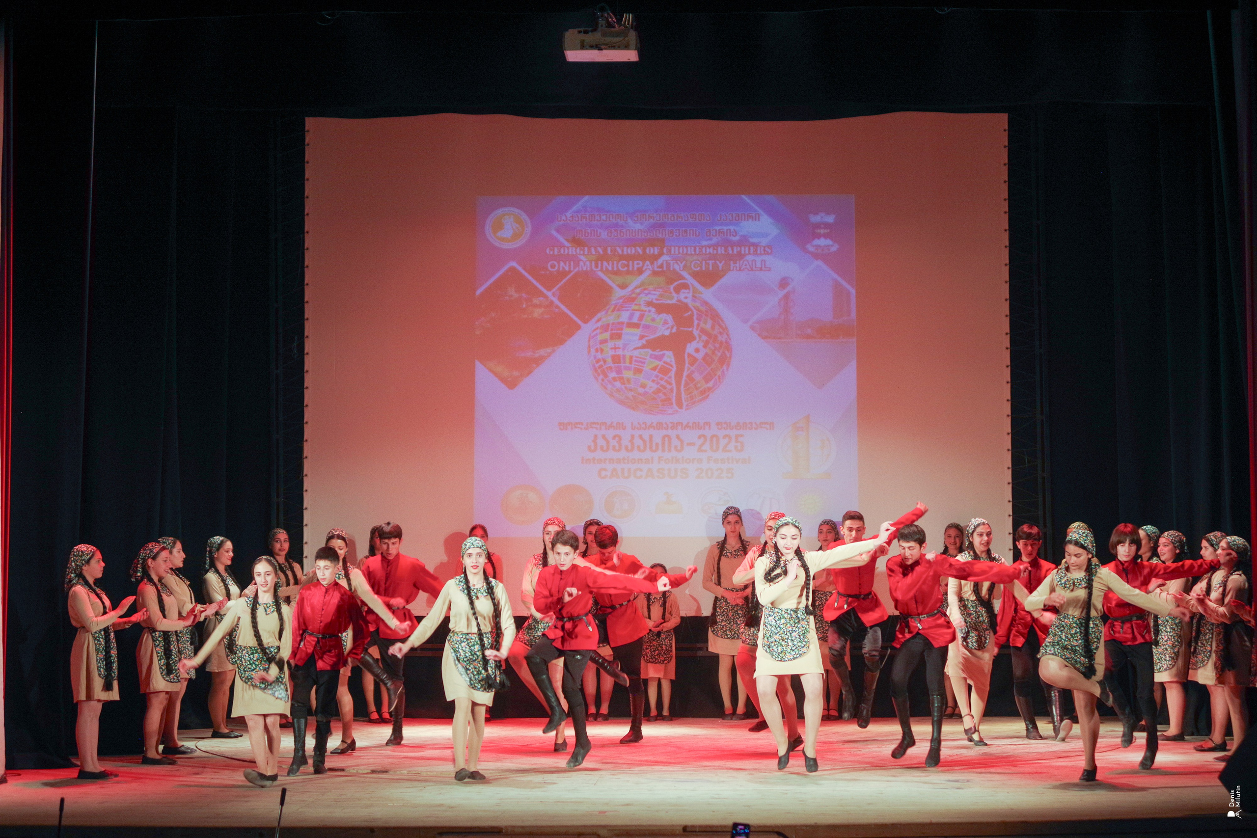 Танцы в прекрасном Они. Портретный фотограф Денис Милютин