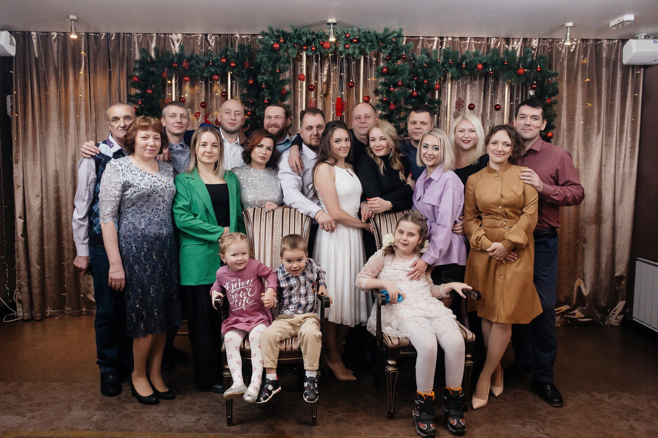 День рождения в кругу близких в ресторане Онегин. Свадебный фотограф в Нижнем Новгороде Генеральская Ира