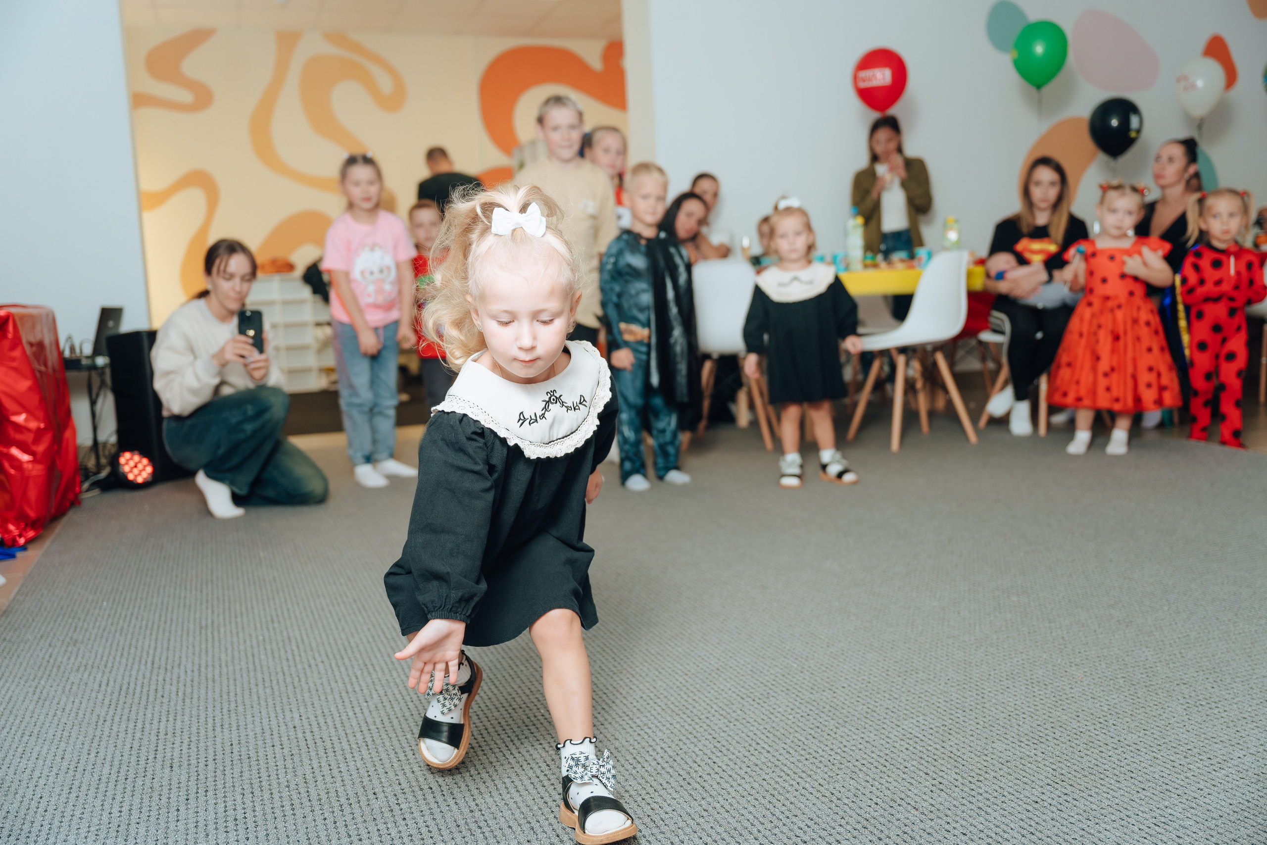 Праздник Льва в Мультифокс. Детский и семейный фотограф Катерина Мишина