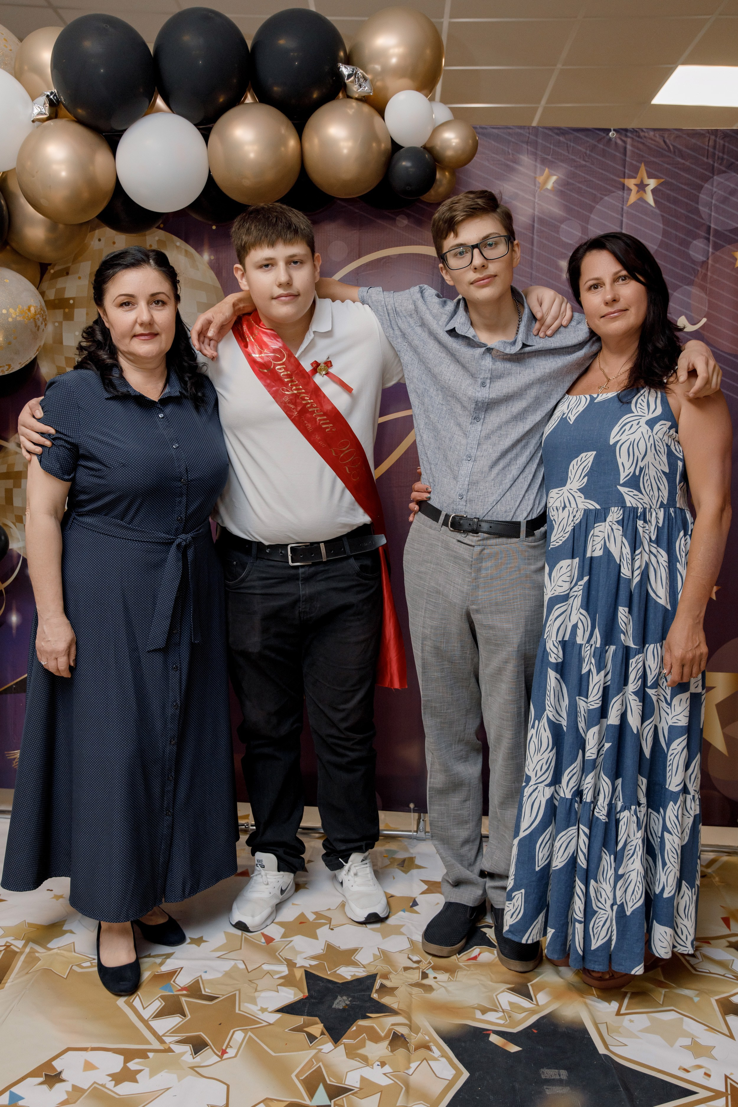 Выпускной школа 107 г Краснодар. Выпускные альбомы в Краснодарском крае