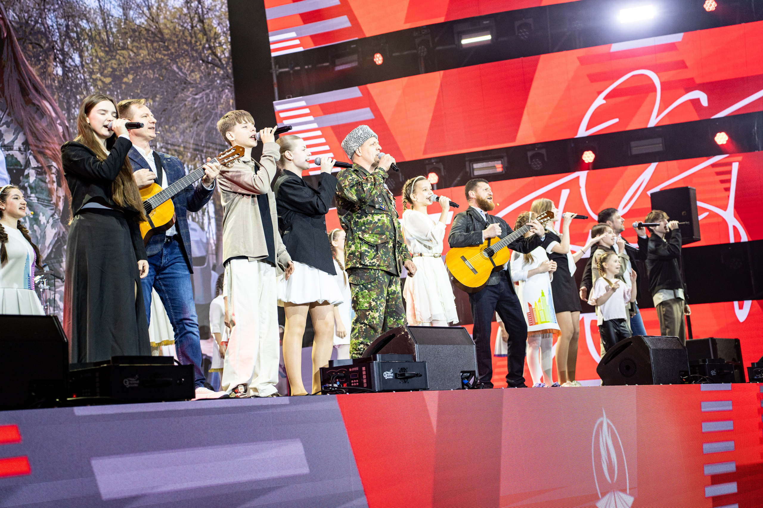 Линейка закрытия Всероссийского форума активистов движения «Пост № 1» & MONA / @ДС Олимп / Краснодар. Концертный фотограф в Краснодаре