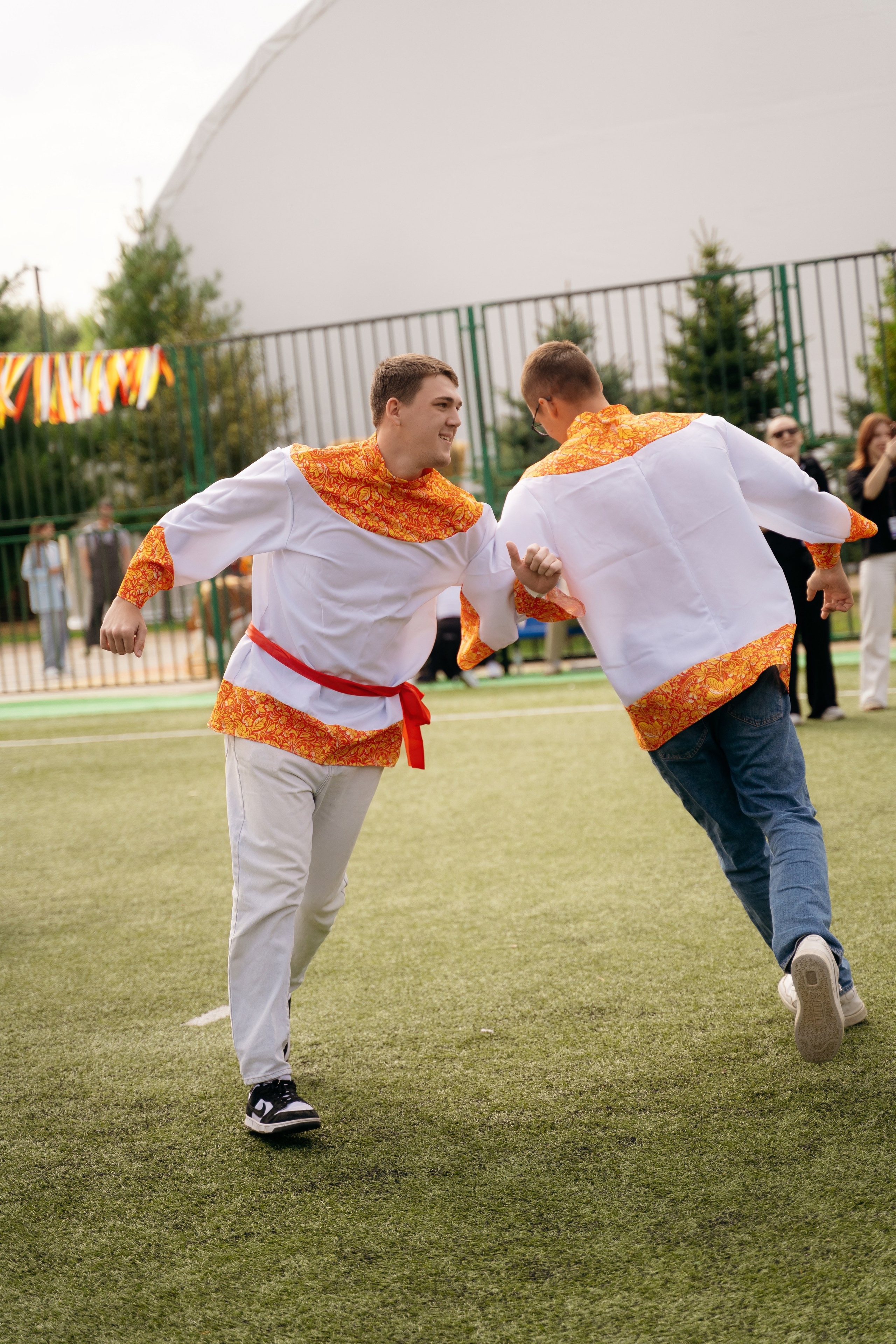 Тимбилдинг Plushe. Свадебный и семейный фотограф в Краснодаре Павел Мельников