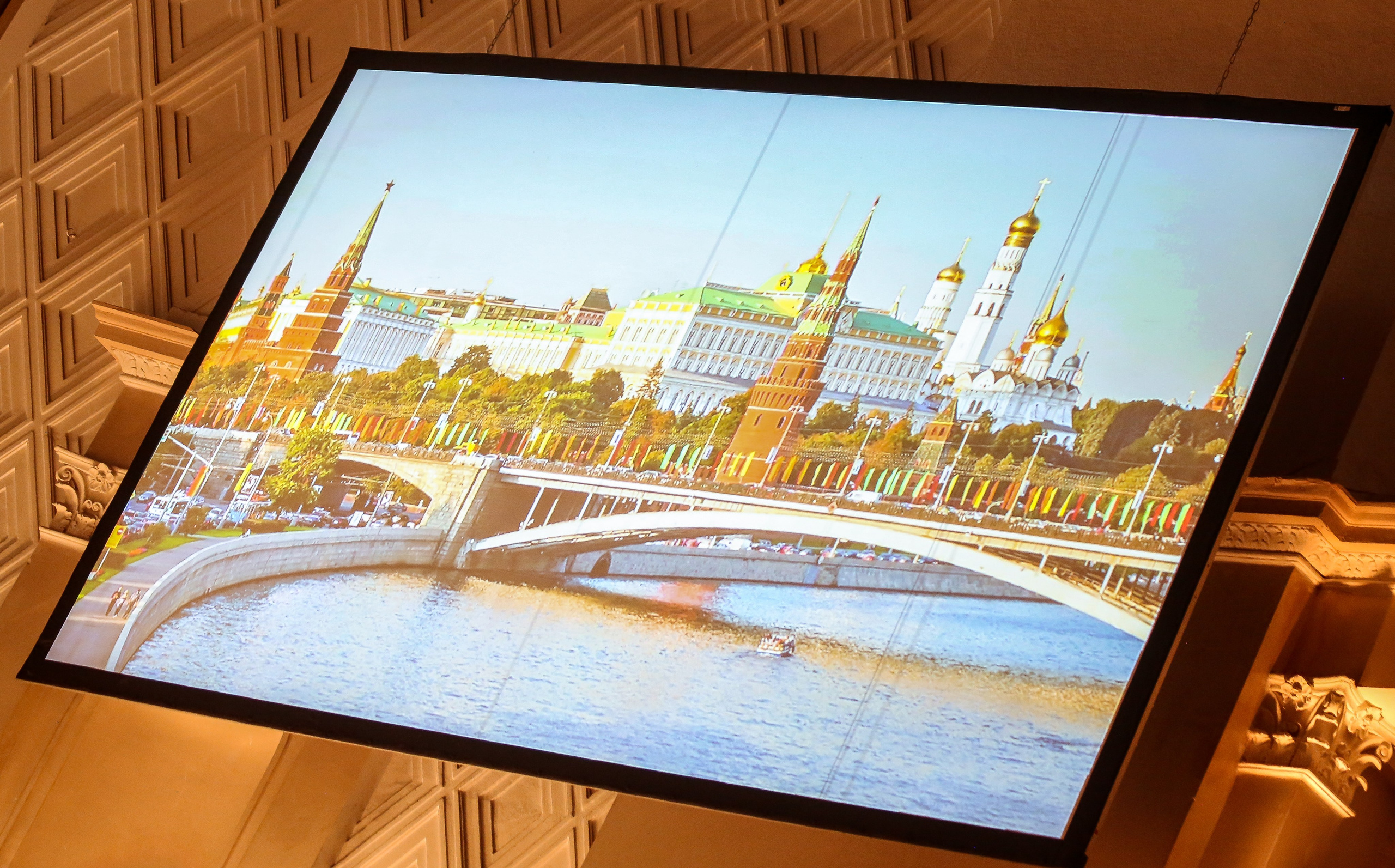 Прогулки по Москве с Осиповским оркестром. Дарья Письменюк / Darya Leitstern — фотограф, музыкант, журналист, путешественник