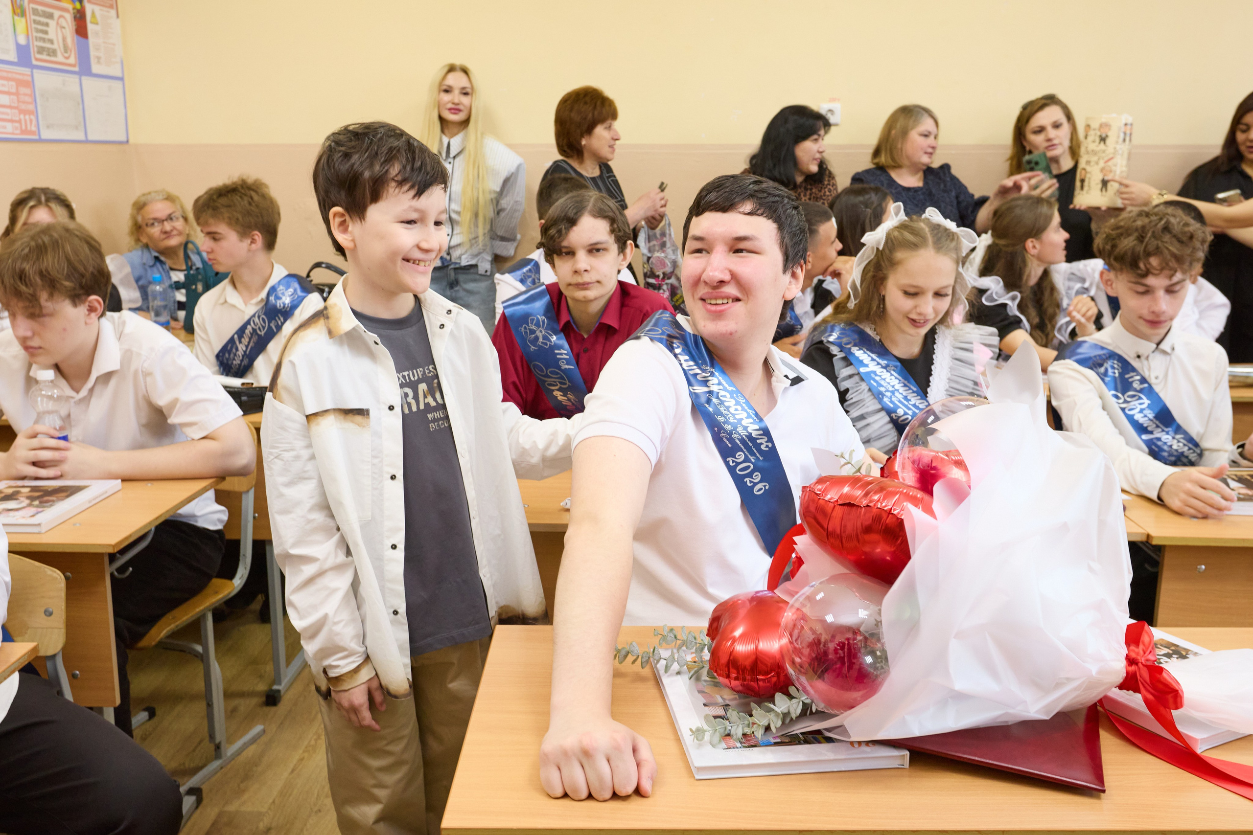 Последний звонок 6 шк 11А Саки. Фотограф в Крыму Светлана Викулова