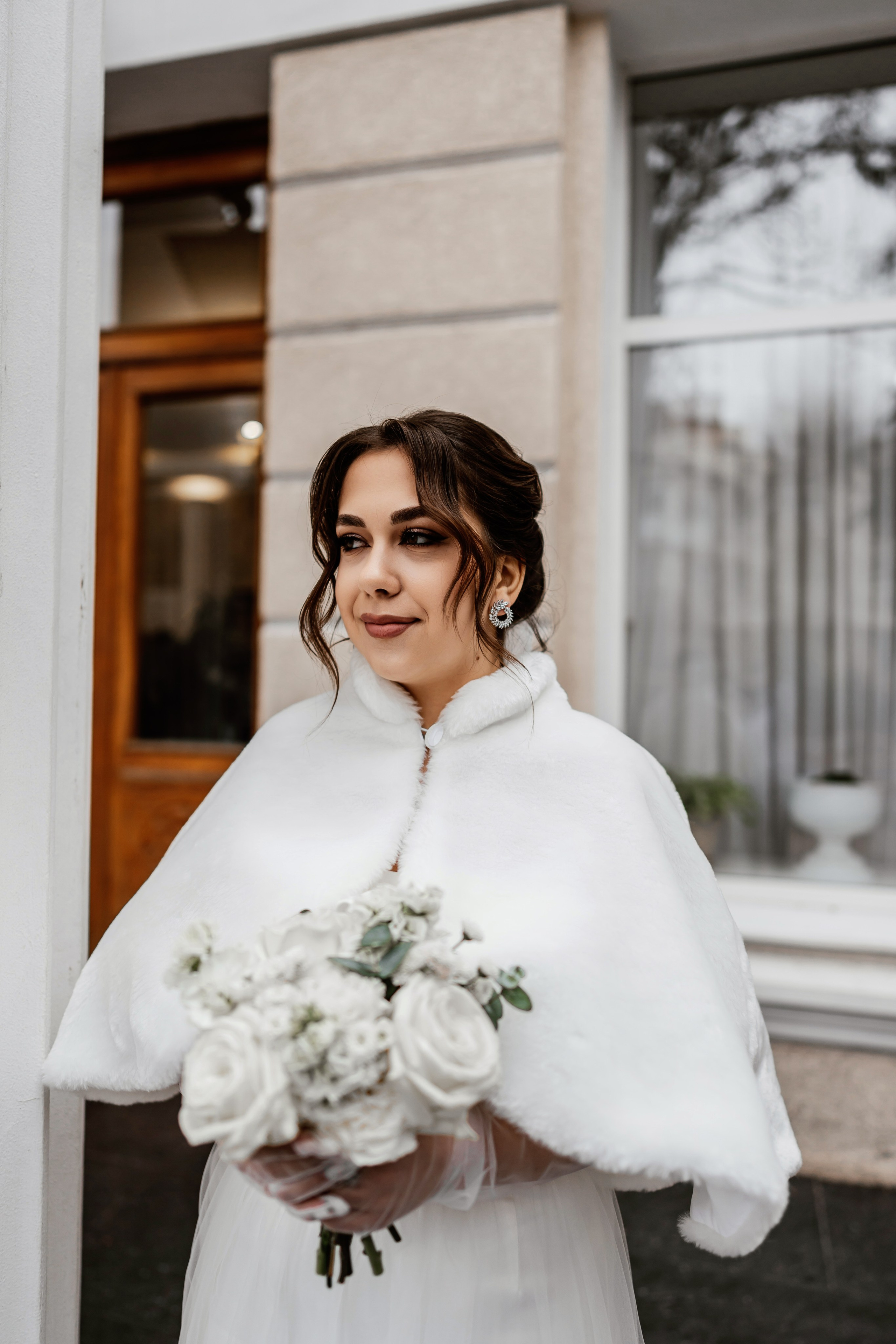 свадебная фотосессия возле загса