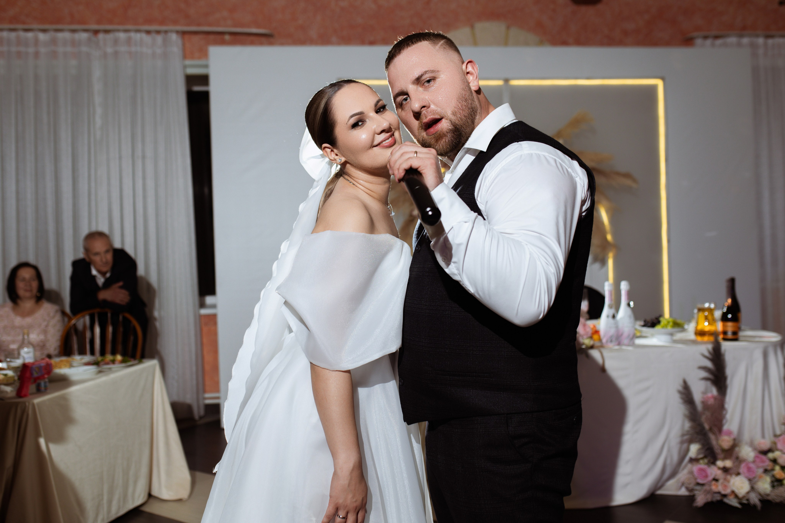 Микс классики и вечеринки Оксаны и Леши. Свадебный фотограф Елена Рубцова