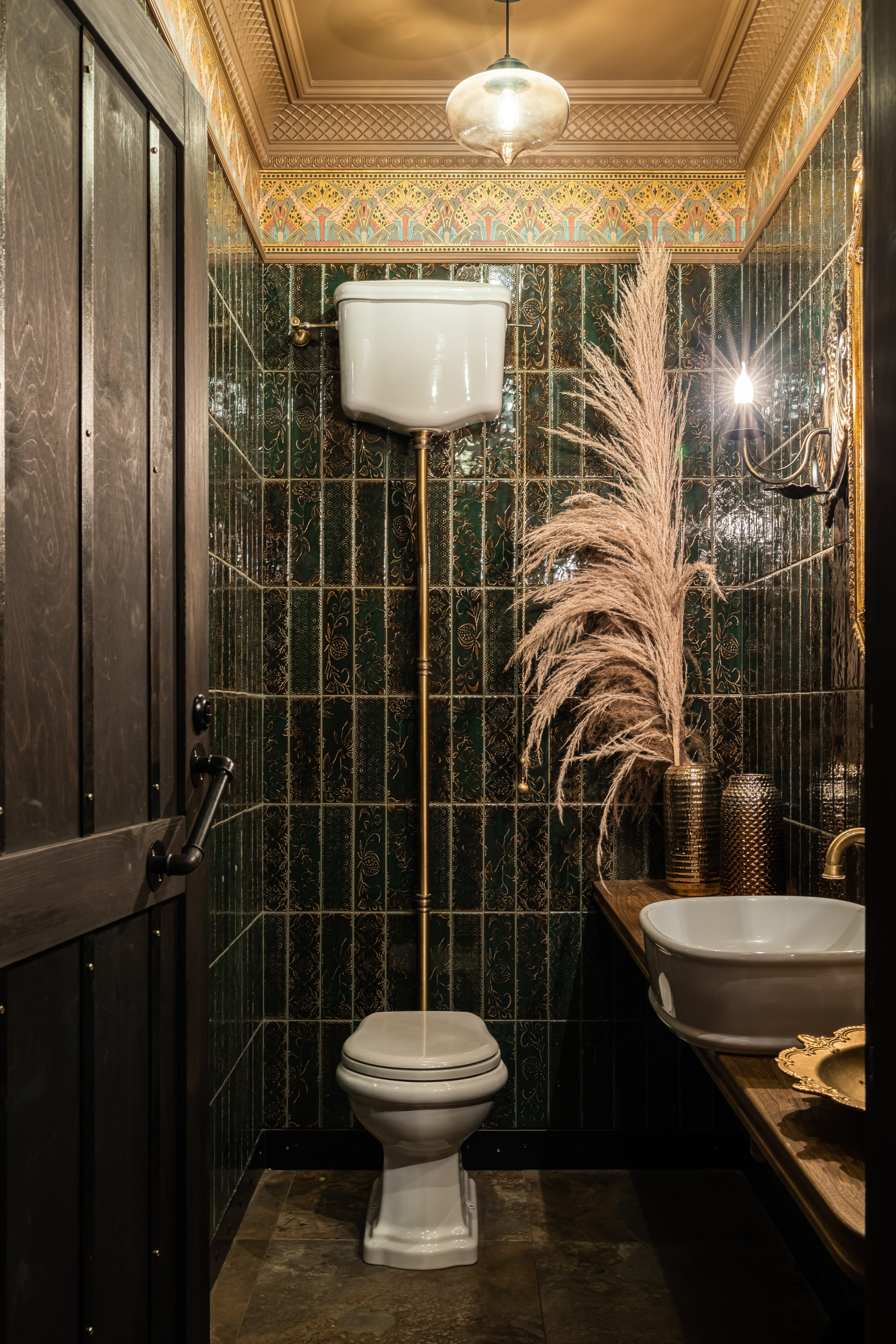 The Engineer Bar. Дизайнер\стилист Анна Исупова. Иван Благушин. Интерьерный и архитектурный фотограф в Москве и Санкт-Петербурге