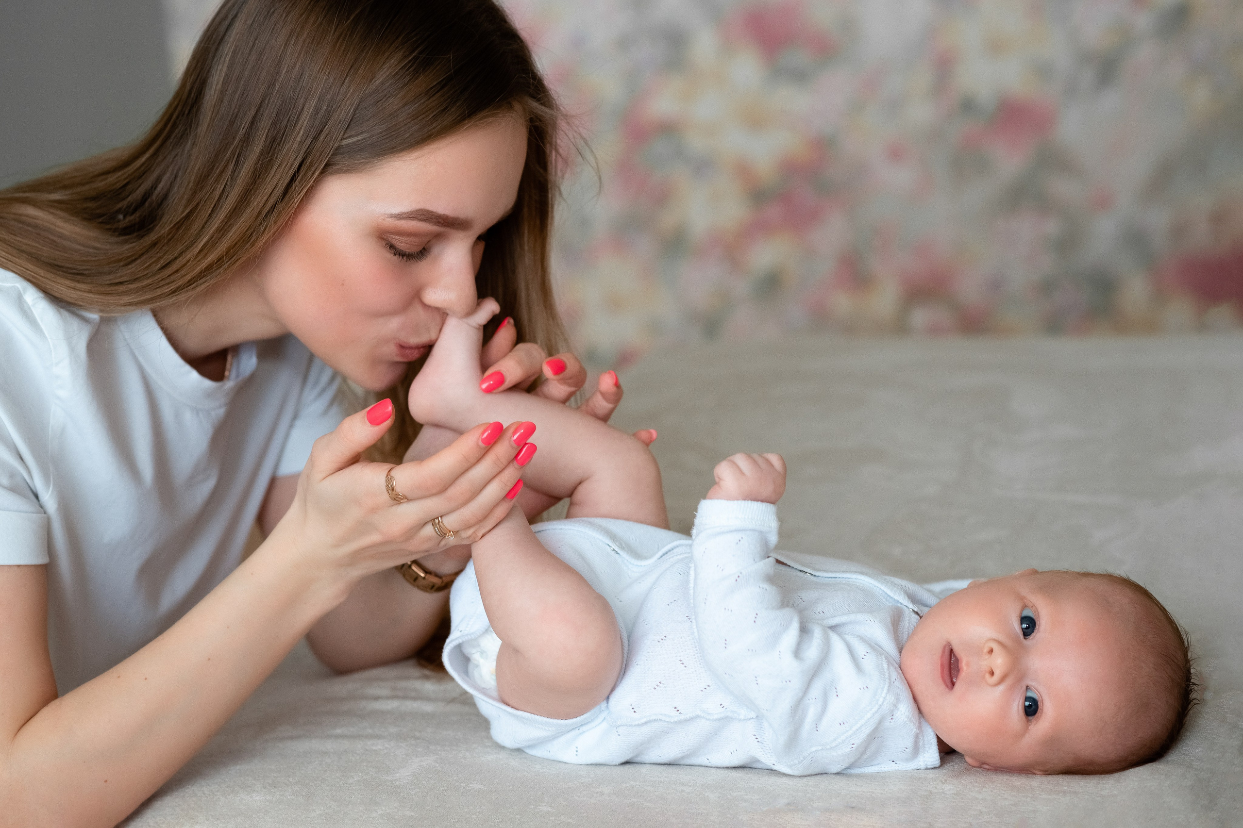 Маленькая Машенька. Семейный фотограф на выписку из роддома и крещение Минск Настя Гришук
