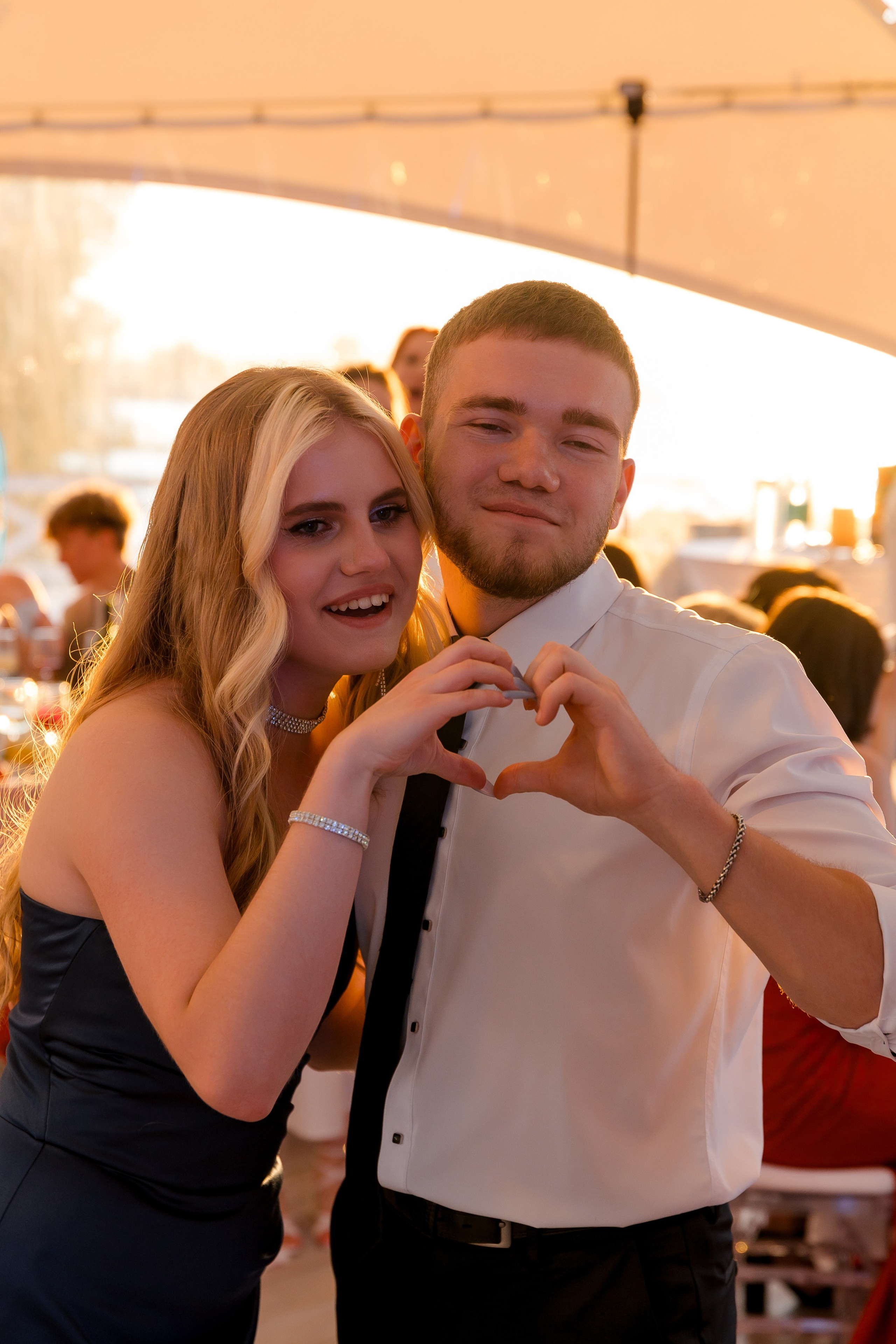 ВЫПУСКНОЙ White Place — Гимназия 52. Свадебный и семейный фотограф Динар Гильмутдинов