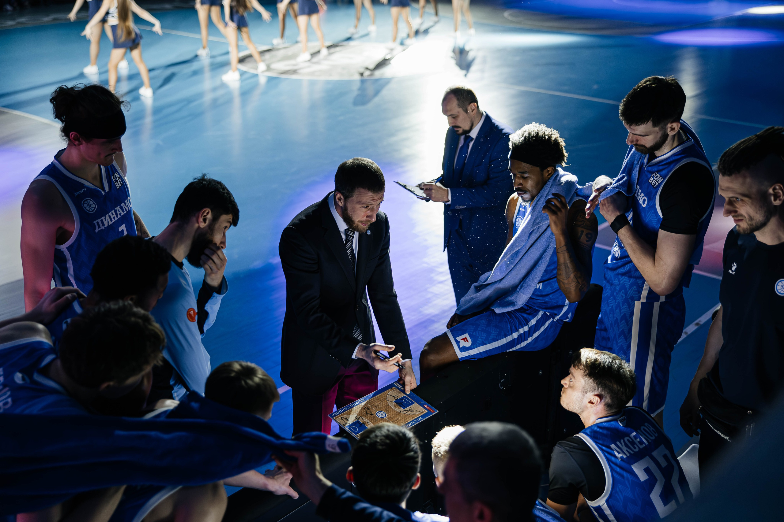 Баскетбол — Динамо. Репортажный и свадебный фотограф во Владивостоке Максим Цой