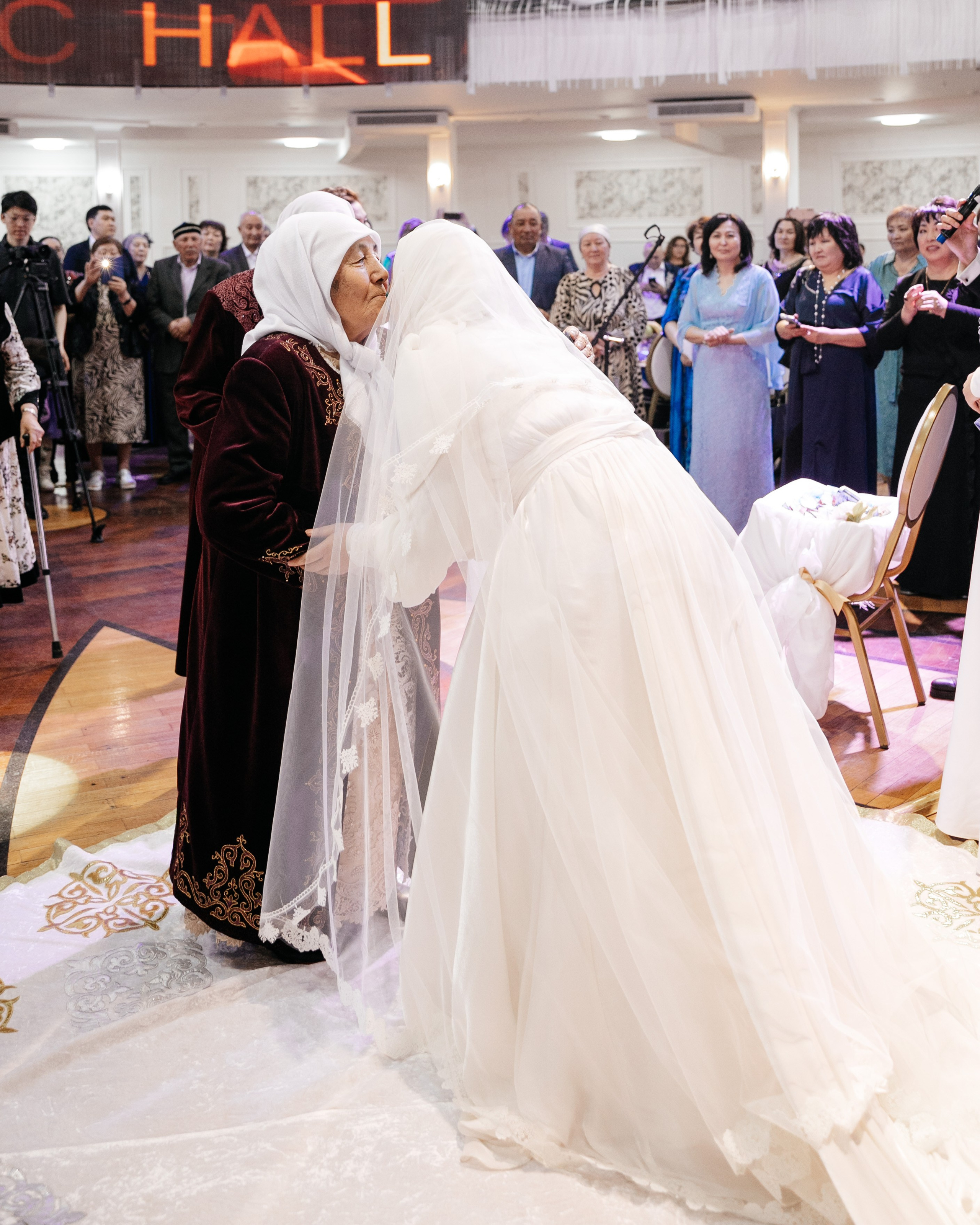 Свадебный банкет Абылайхан и Меруерт. Akkanatart.kz