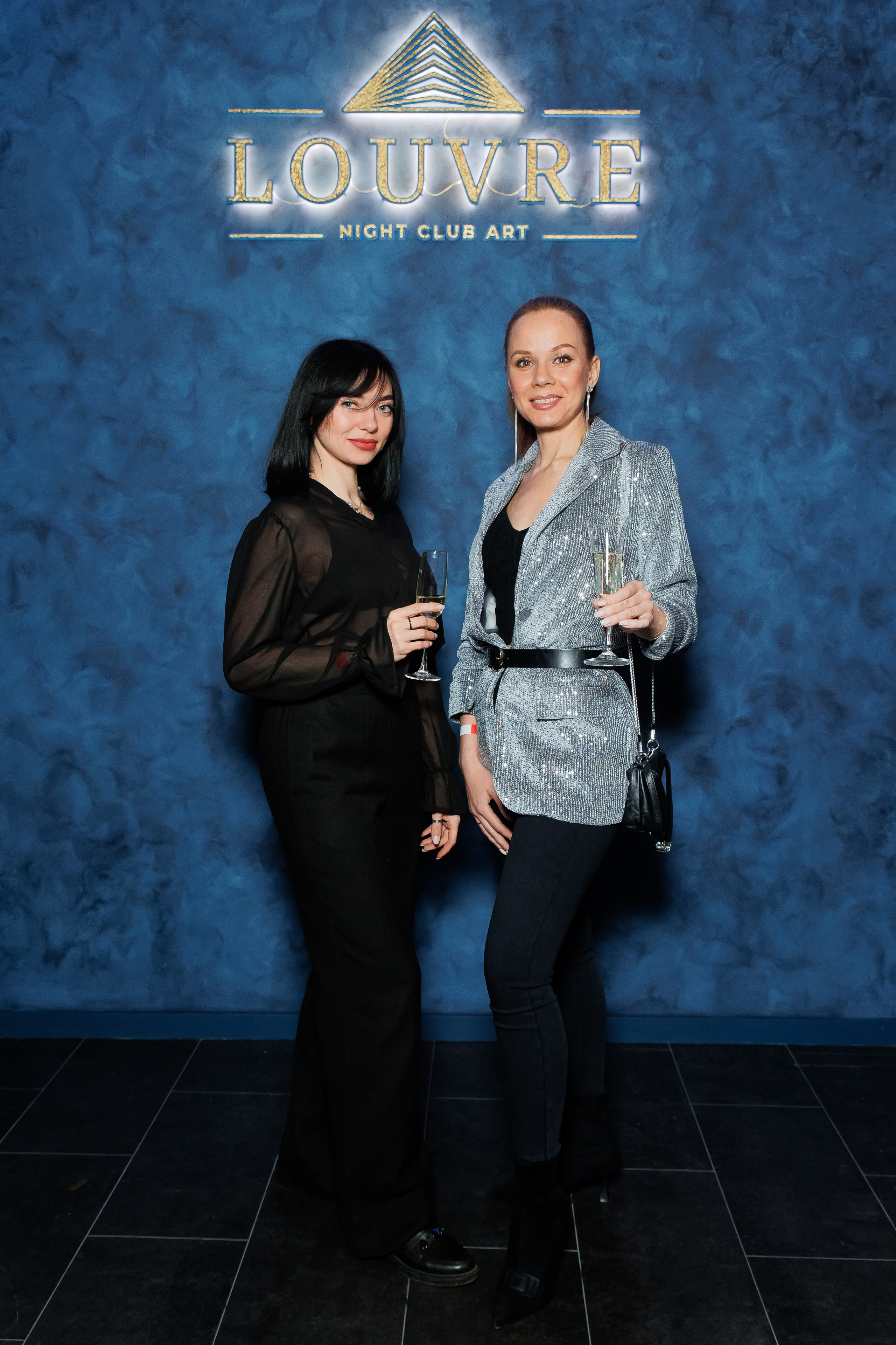 ЛУВР [Открытие Ночного клуба]. СВОИ. ФОТООТЧЕТЫ-СОБЫТИЯ-МЕСТА