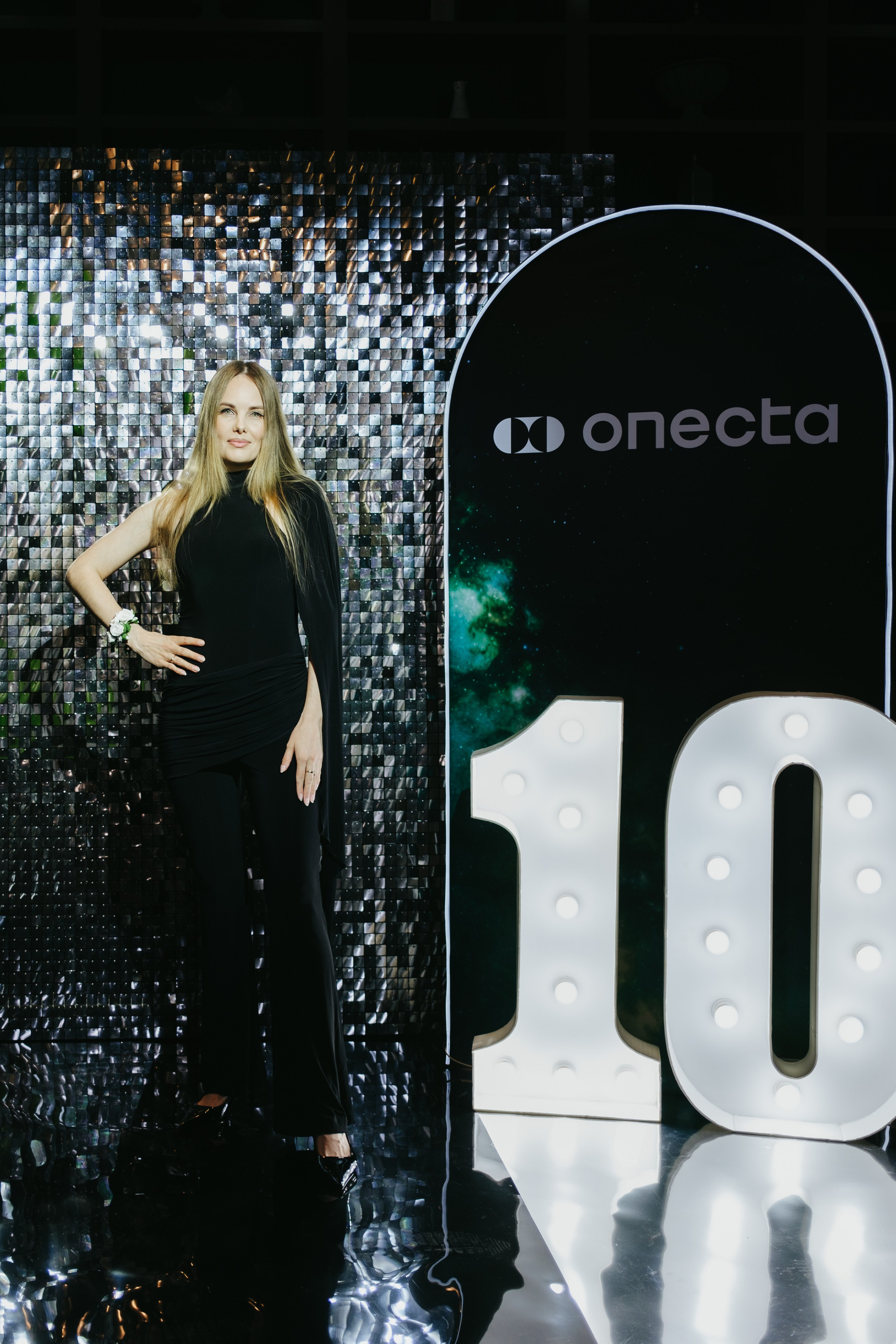 Корпоратив в Сириусу (Адлер) 10 лет компании. Свадебный фотограф Денис Ожигин в Краснодаре и крае. Эмоциональная и стильная съемка вашего дня